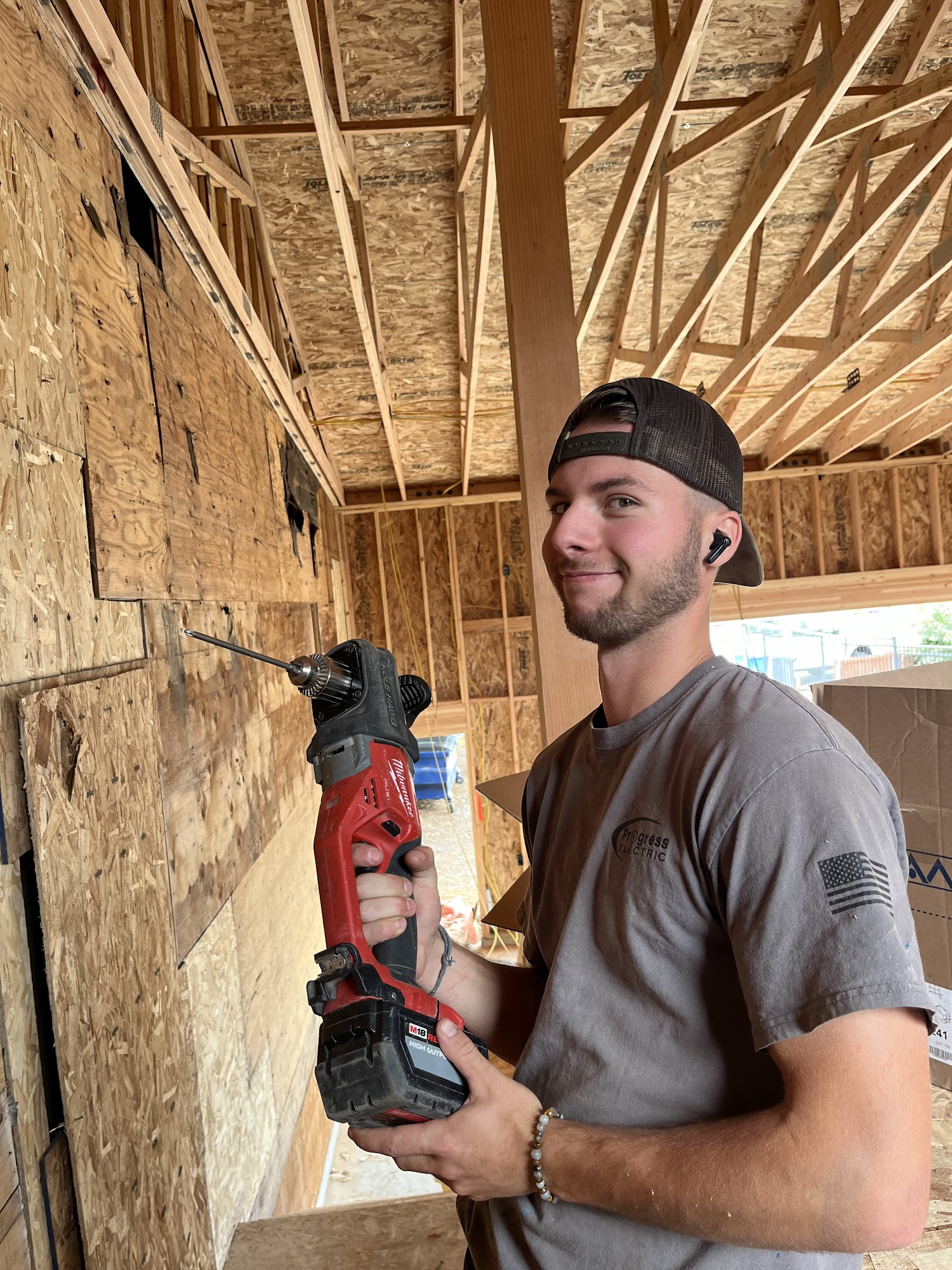 Progress Electric LLC