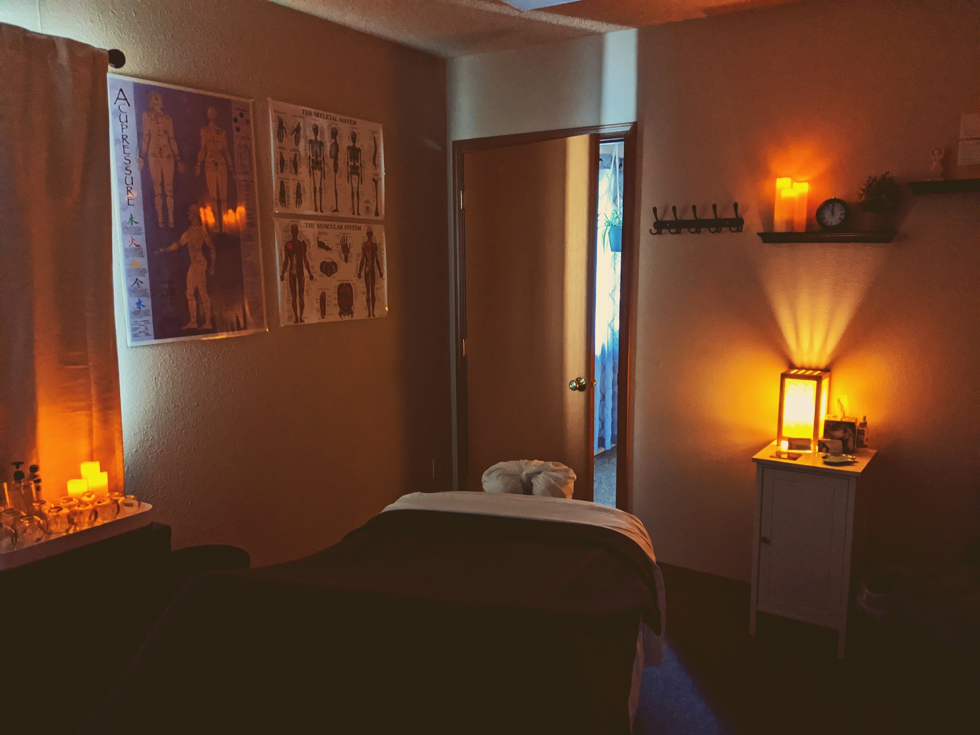 Life in Balance - Sara Nearhood, LMT 14595 NE Bel Red Rd #101, Bellevue Washington 98007