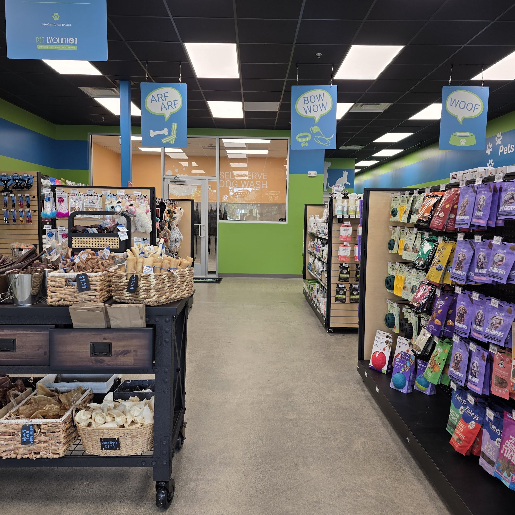 Pet Evolution - Bellevue, WA - Grooming | Self-Wash | Healthy Food