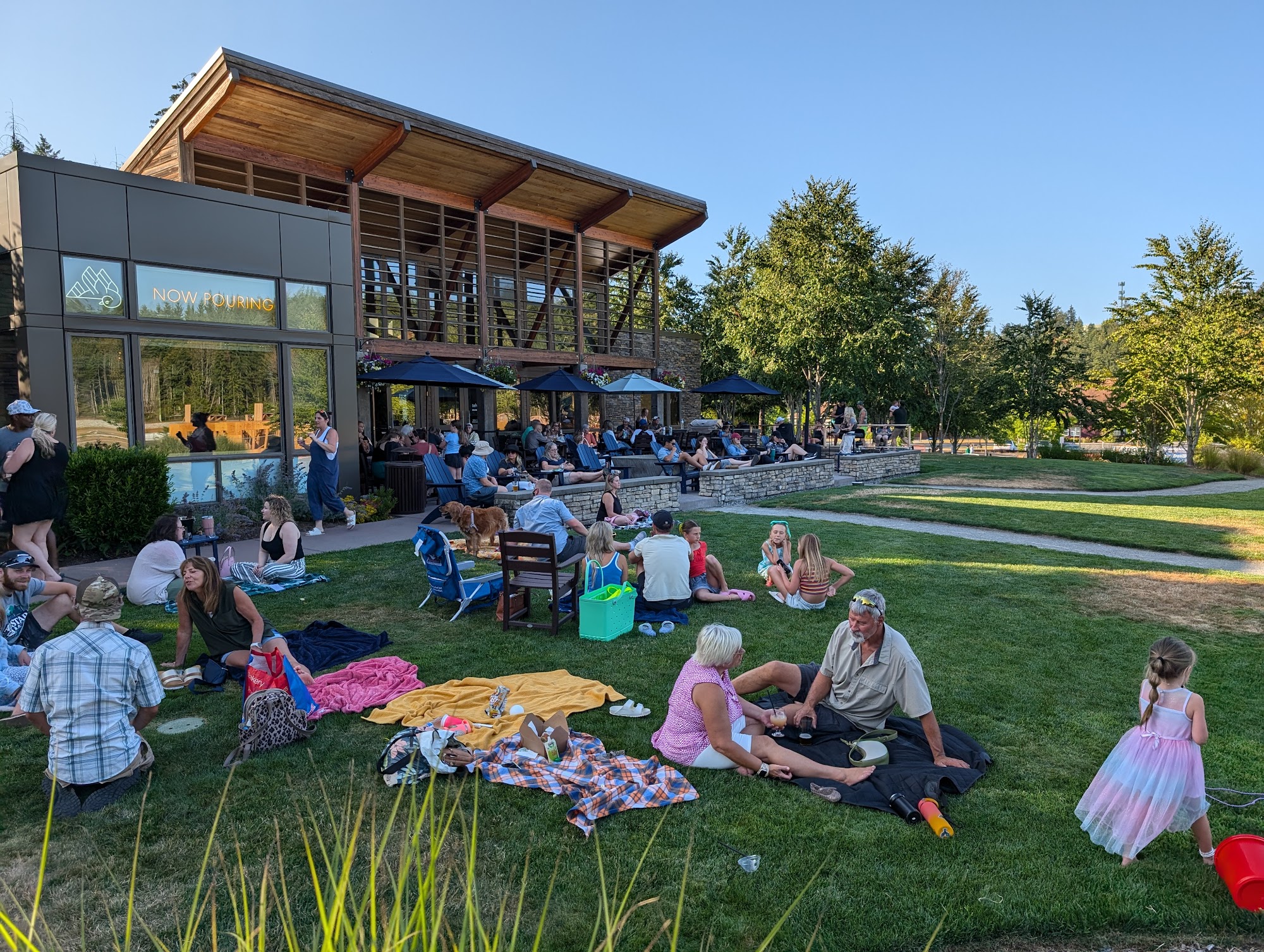 Post & Pour Bonney Lake