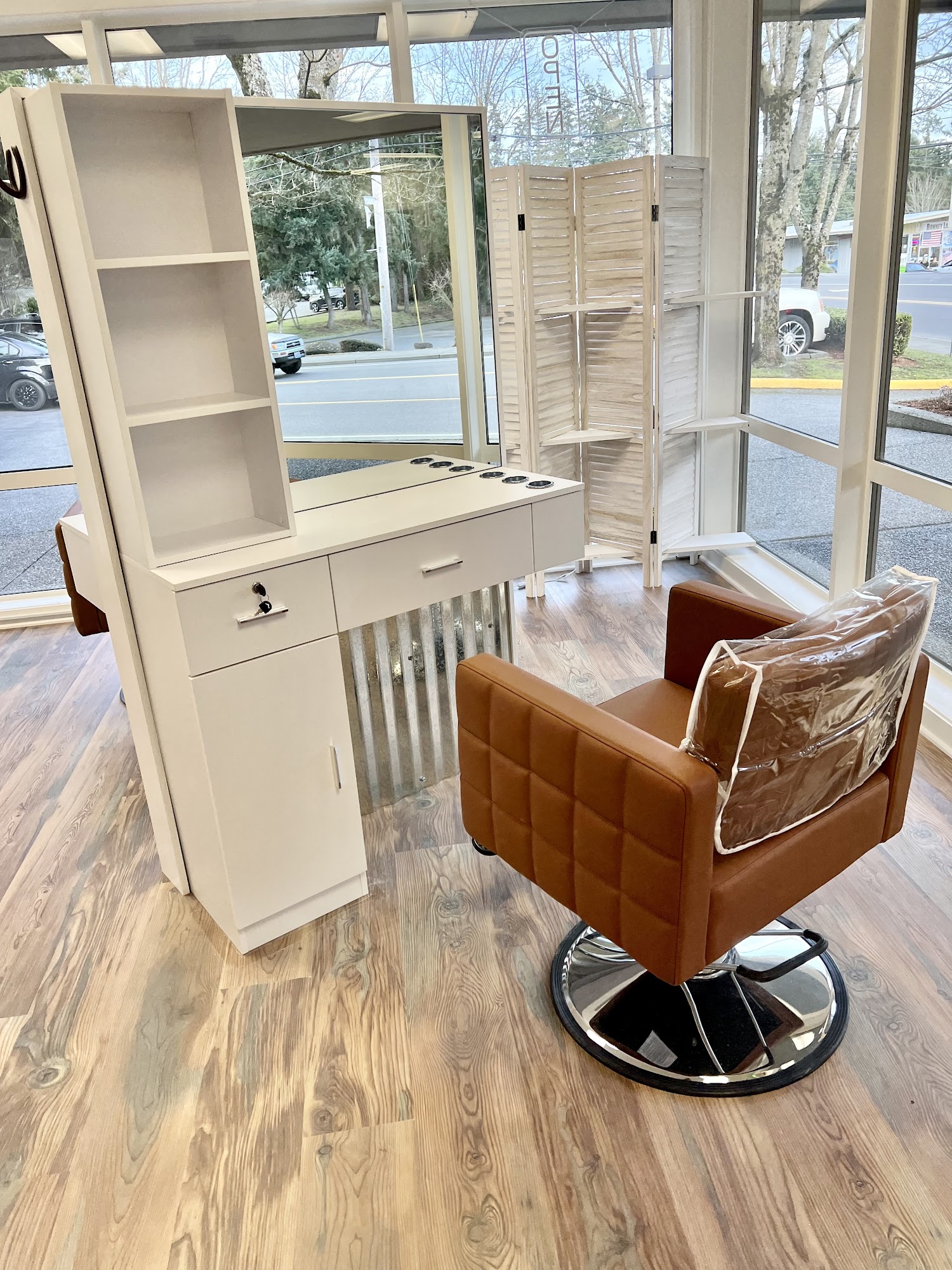 Down Home Roots Salon 18522 Veterans Memorial Dr E, Bonney Lake Washington 98391