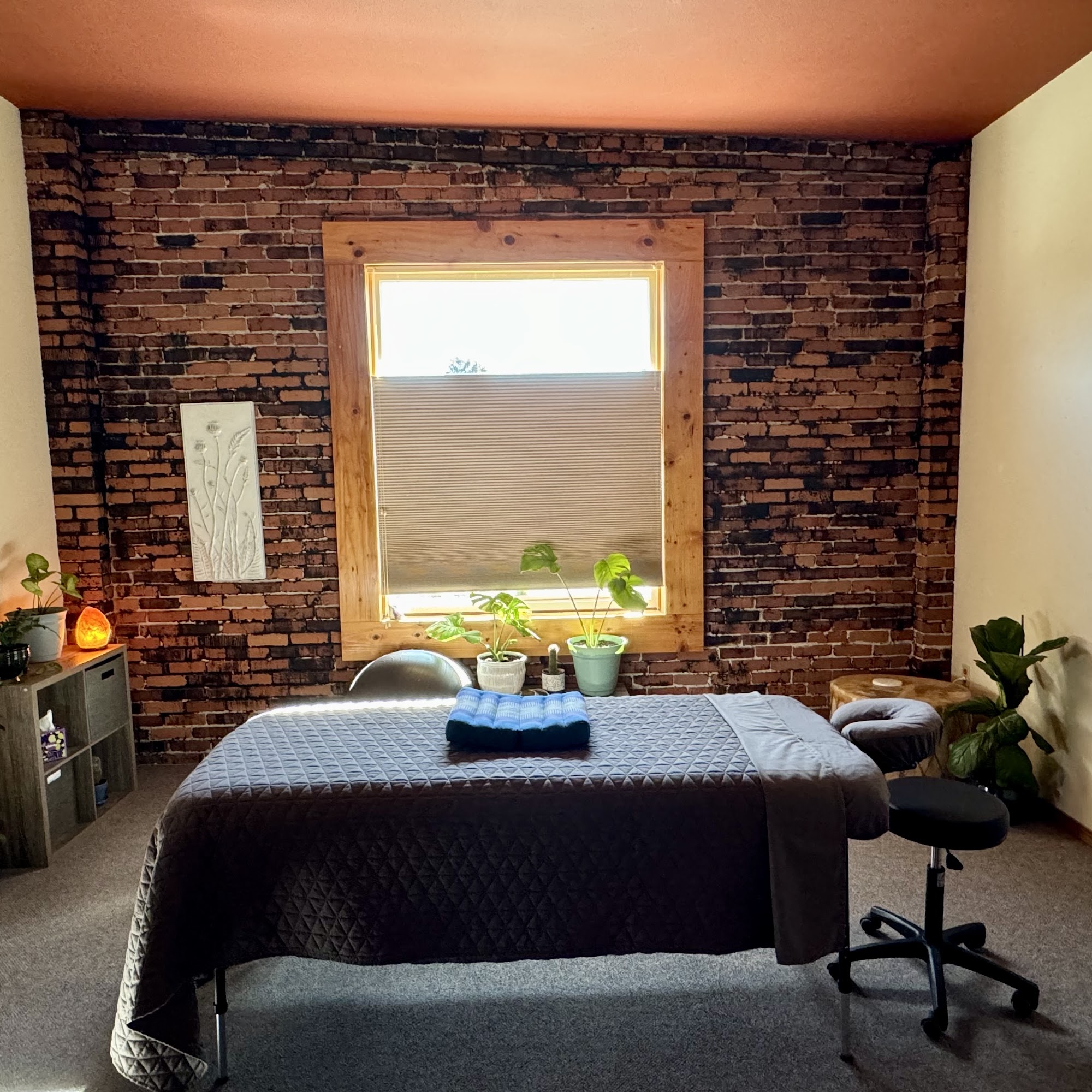 Renew Healing Arts 203 Mission Ave #208, Cashmere Washington 98815