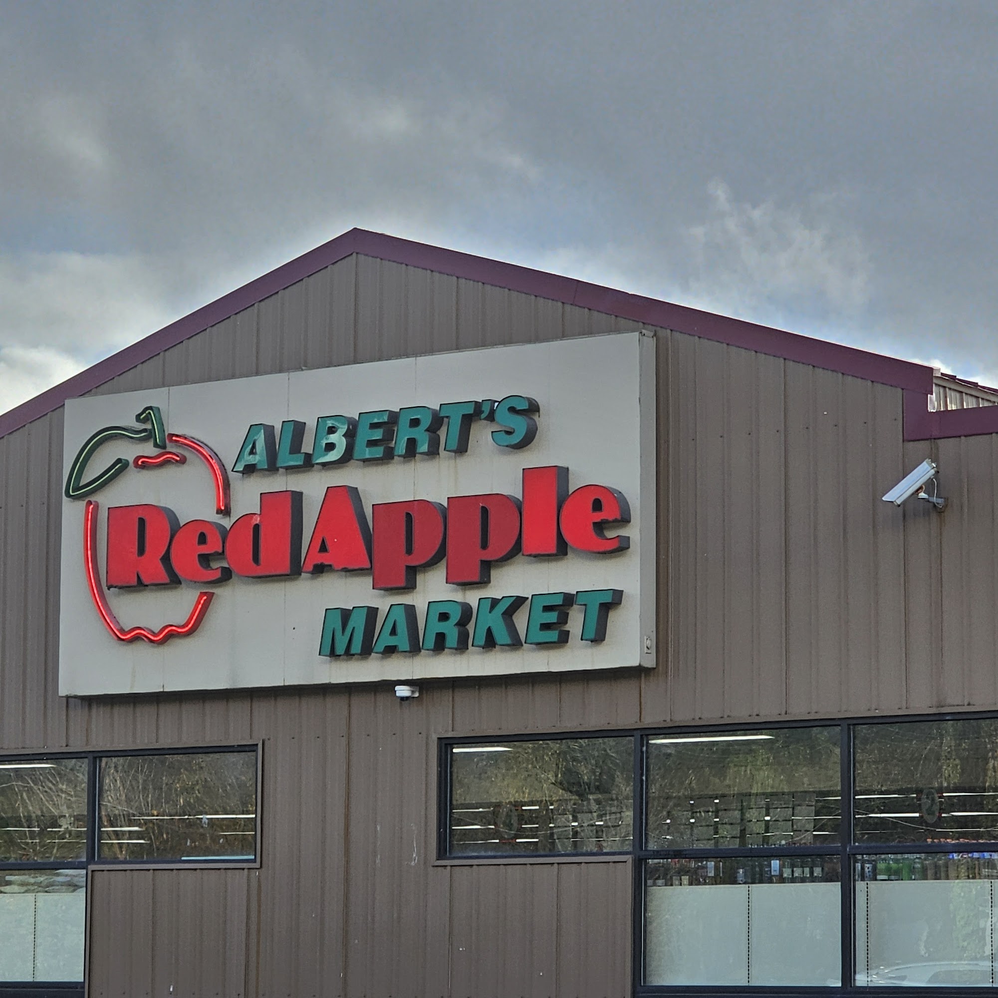 Red Apple Marketplace
