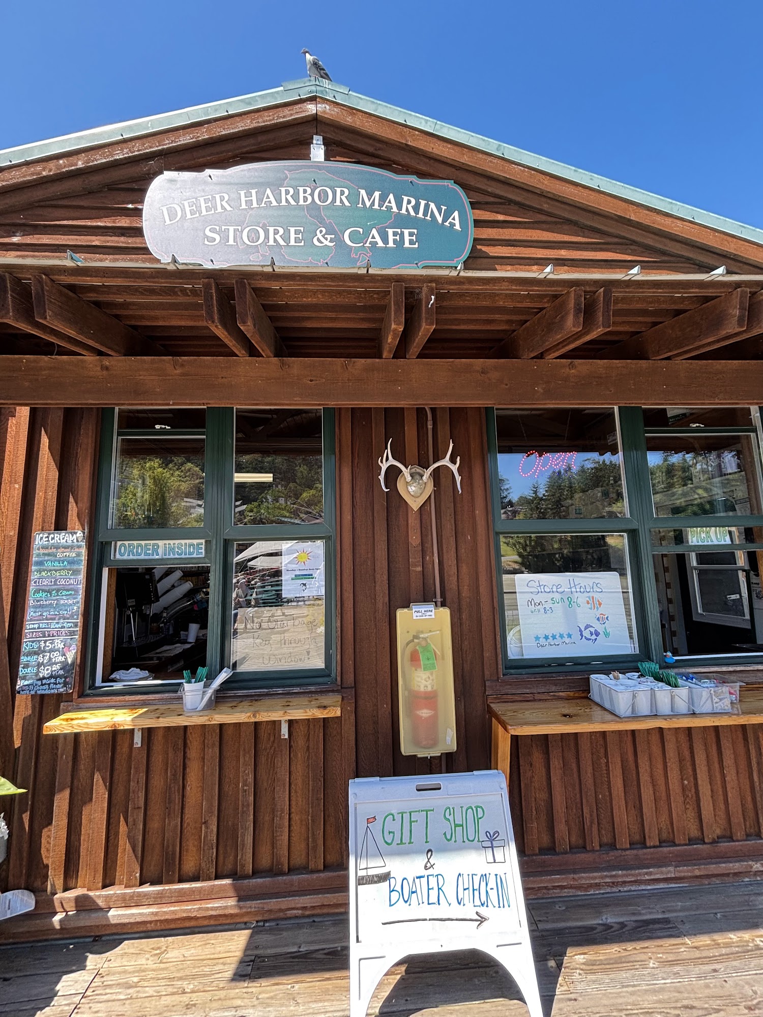Marina Market and Dock Store
