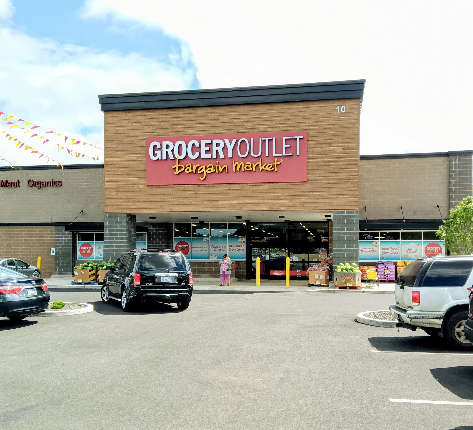Grocery Outlet Elma