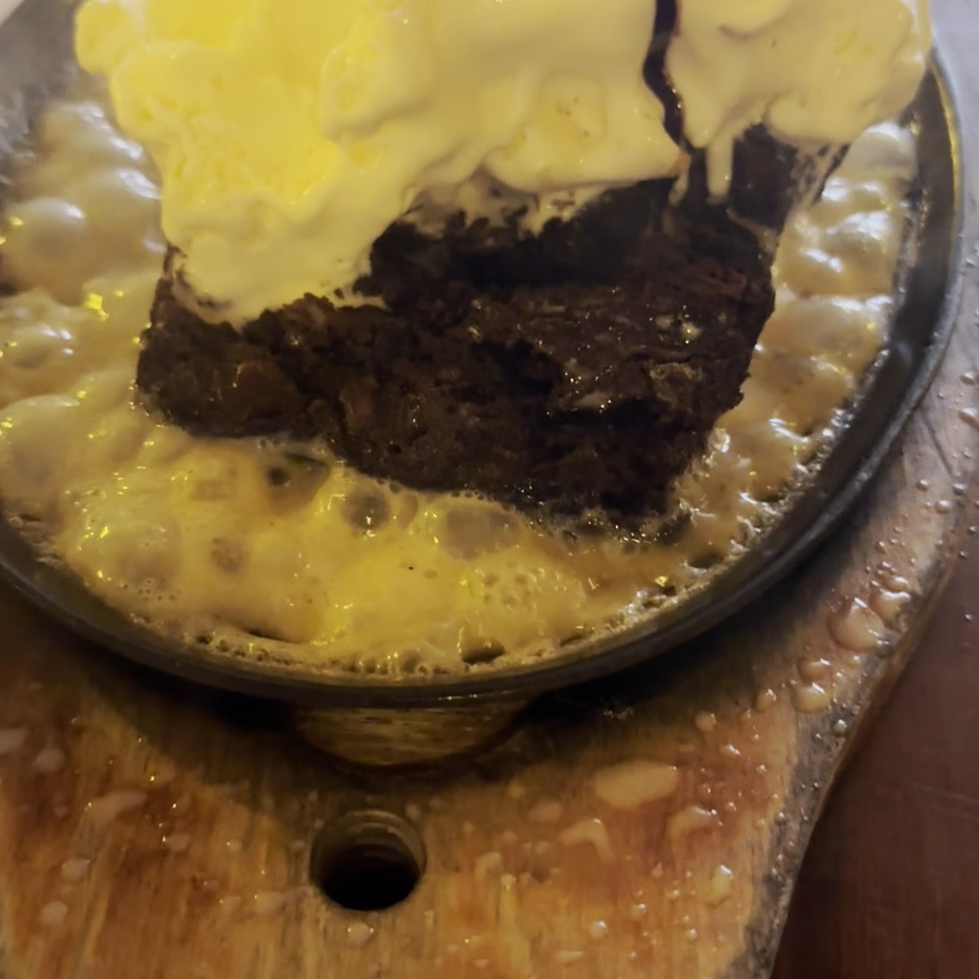 The Rainier Bar & Grill Enumclaw