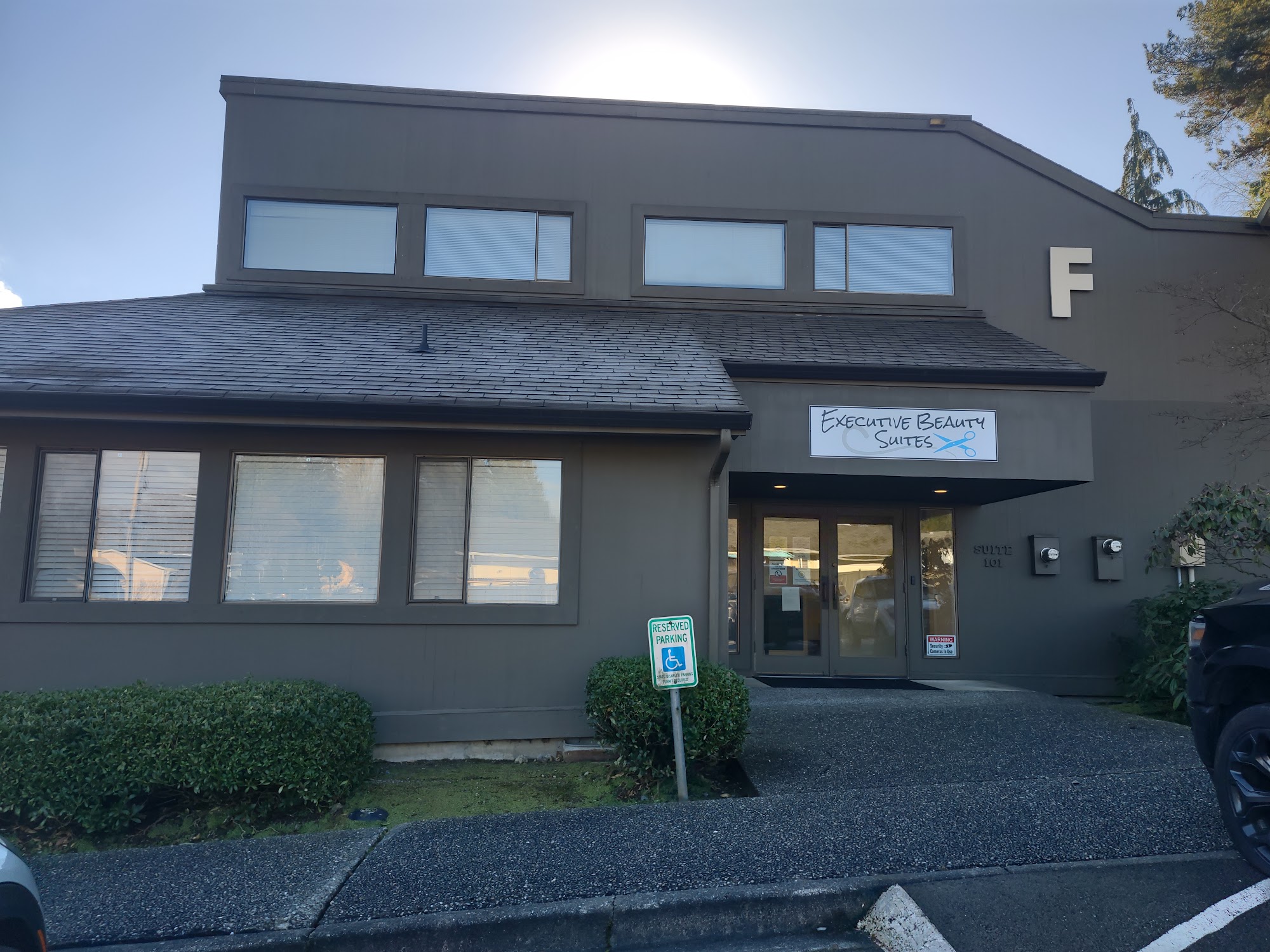 SPLIT THE GUARD 111 SE Everett Mall Way BLDG F, Everett Washington 98208