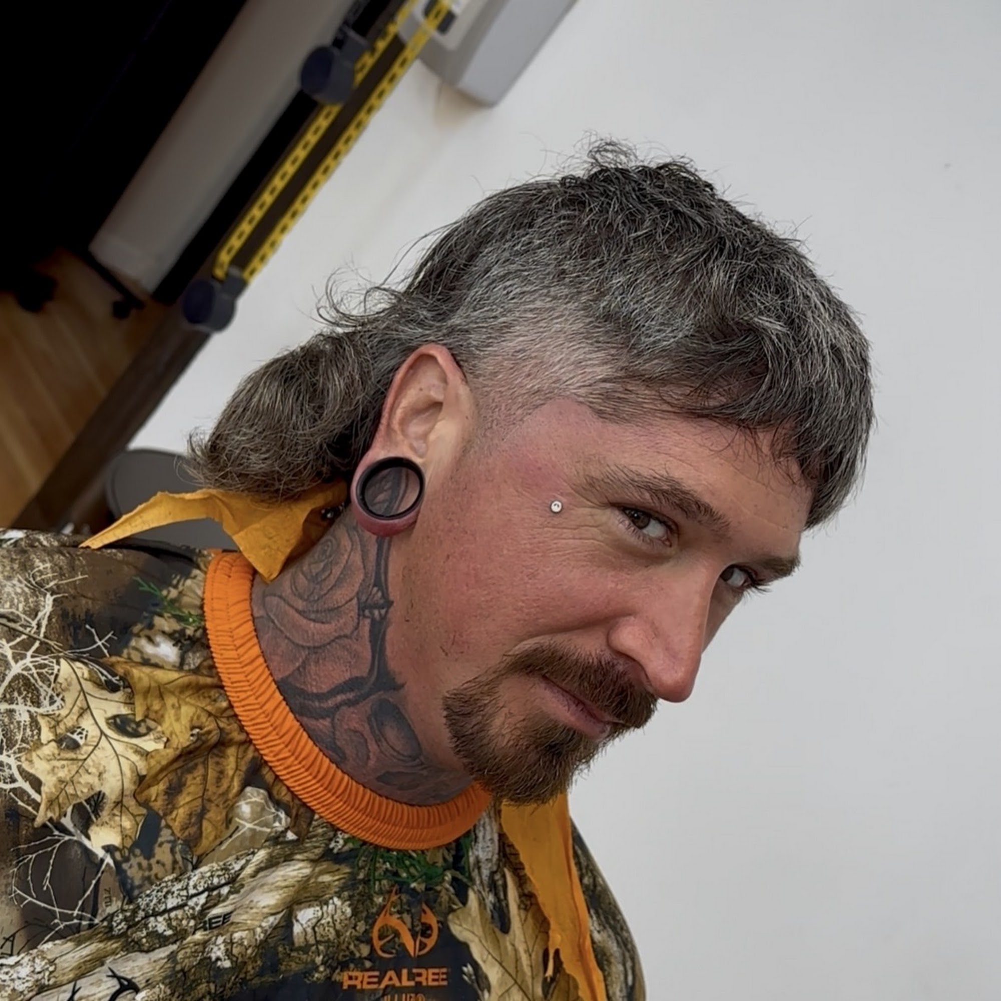 The Barber Cash 4500 Pacific Hwy E, Fife Washington 98424