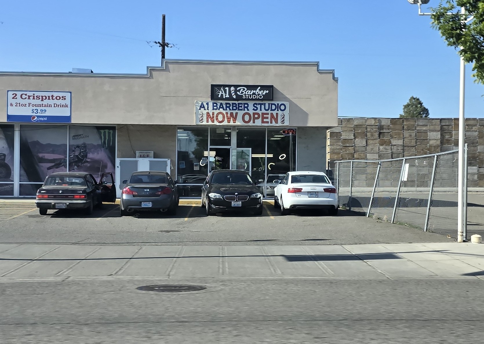 A1 BARBER STUDIO 225 Wine Country Rd, Grandview Washington 98930