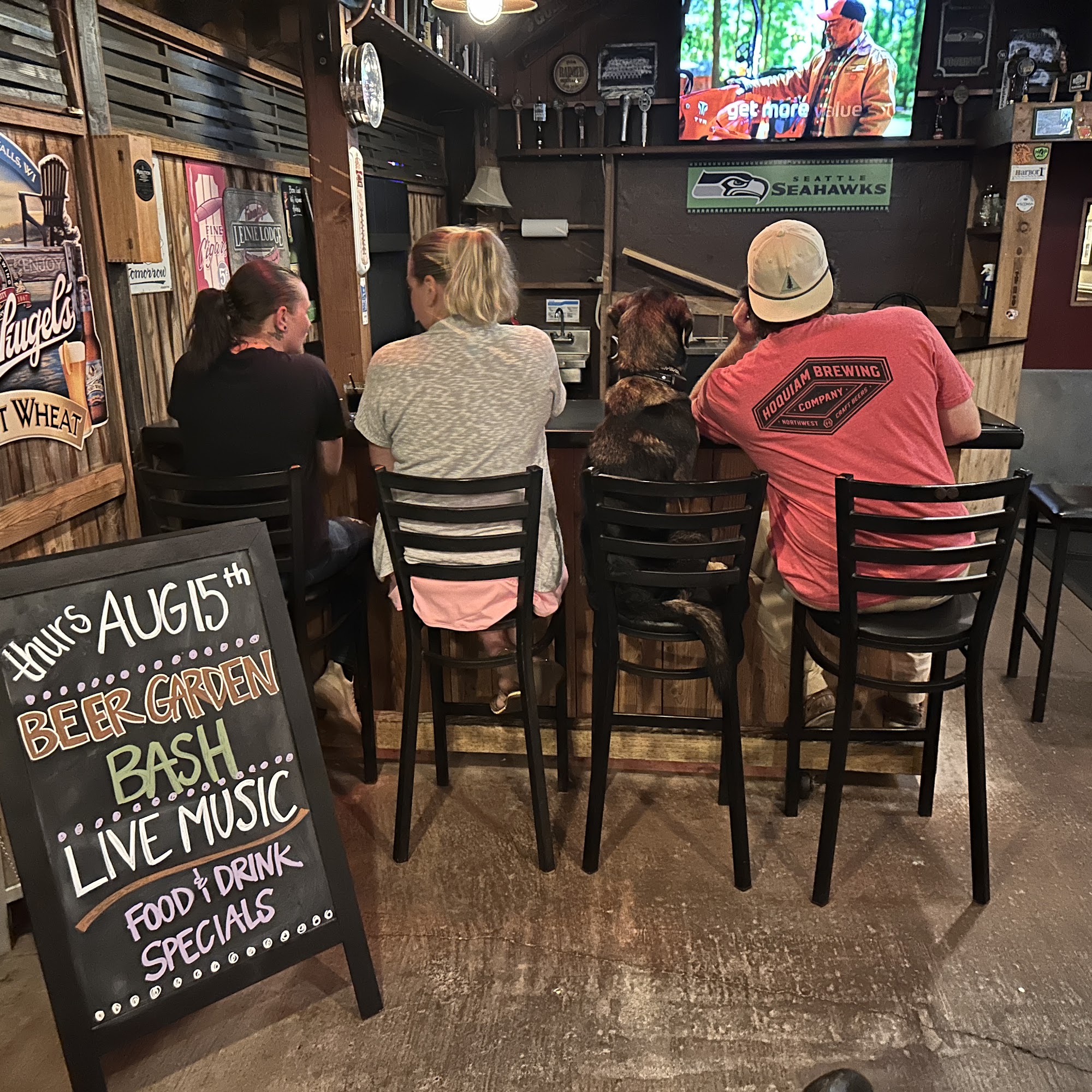 8th Street Ale House Hoquiam