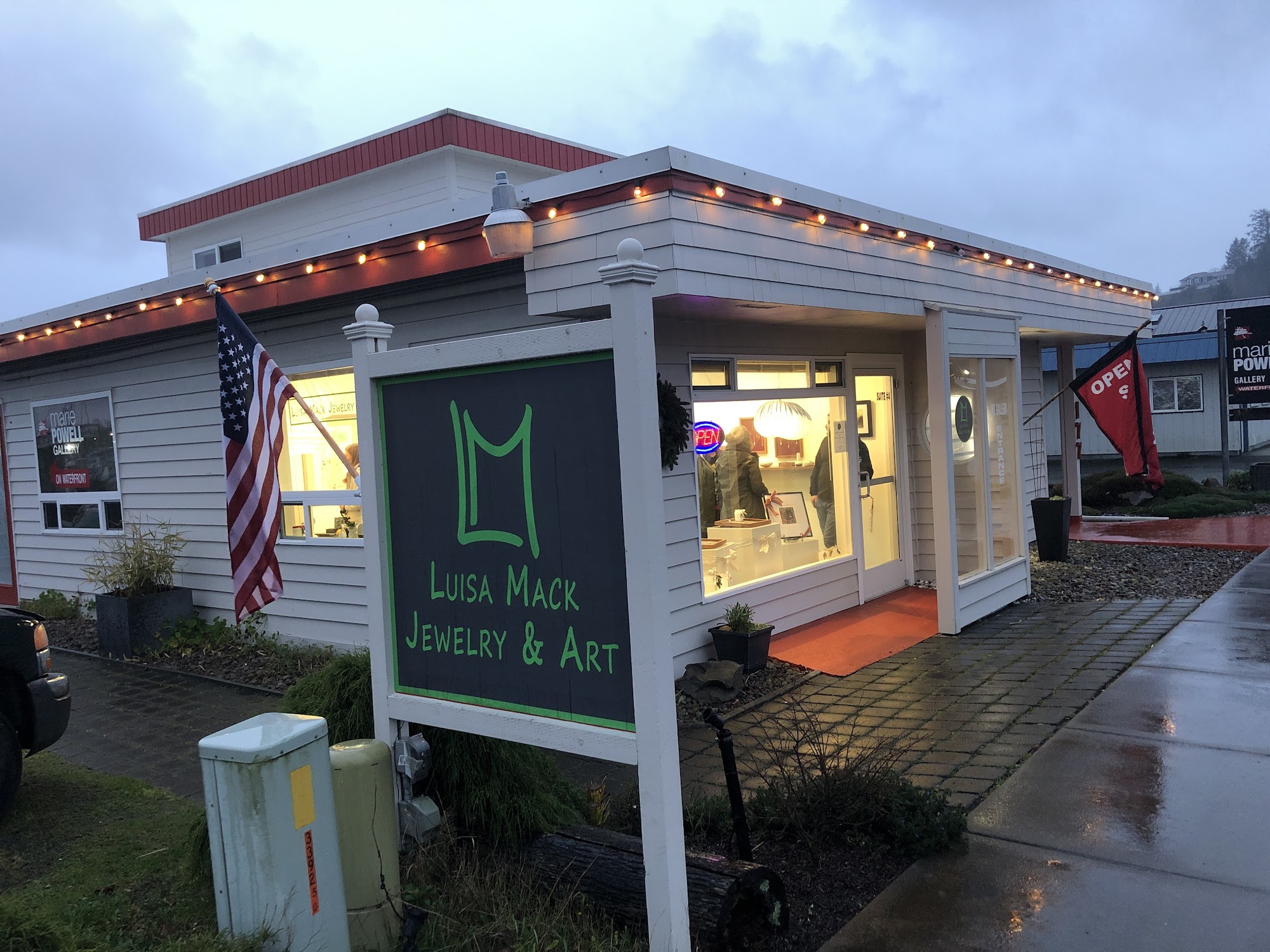 Luisa Mack Jewelry & Art Ilwaco