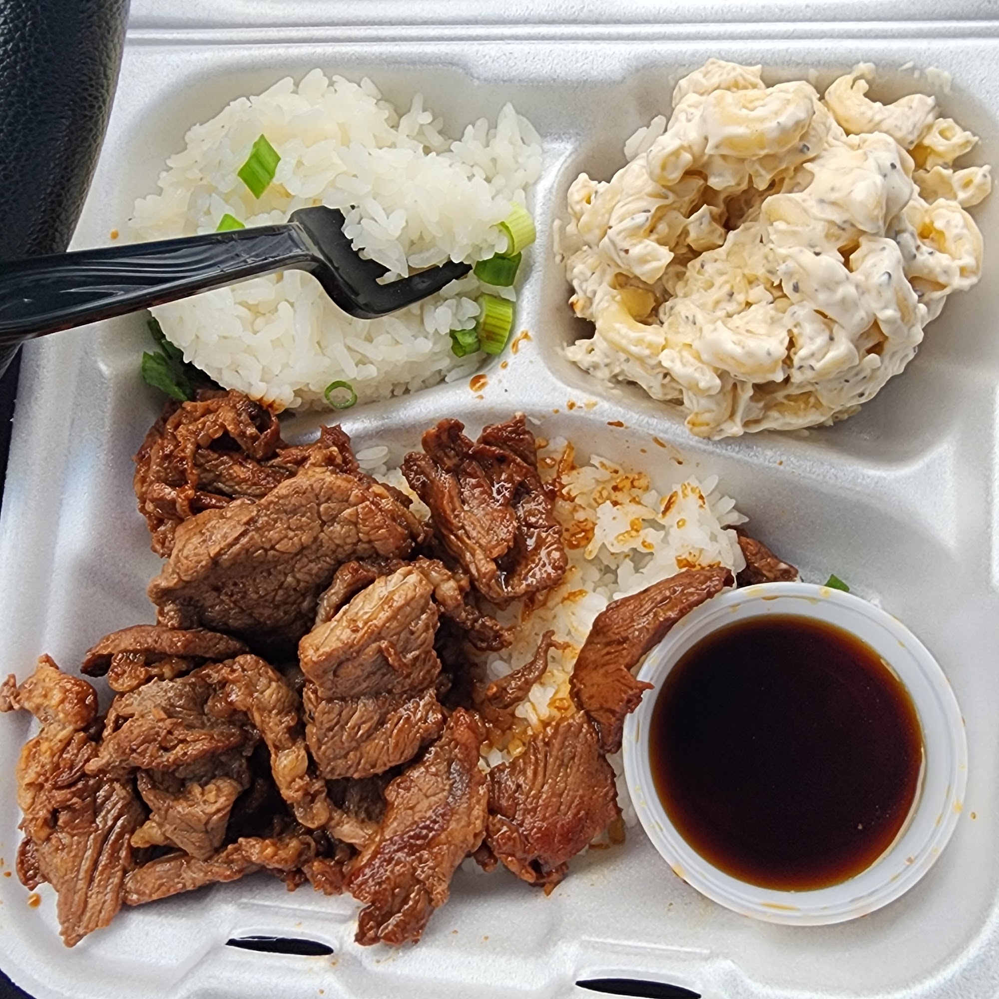 The Local Bite & Tropic Hunger Food Truck Kennewick