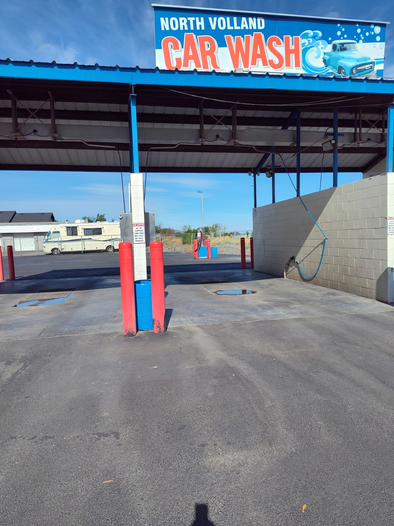 North Volland Car Wash Kennewick