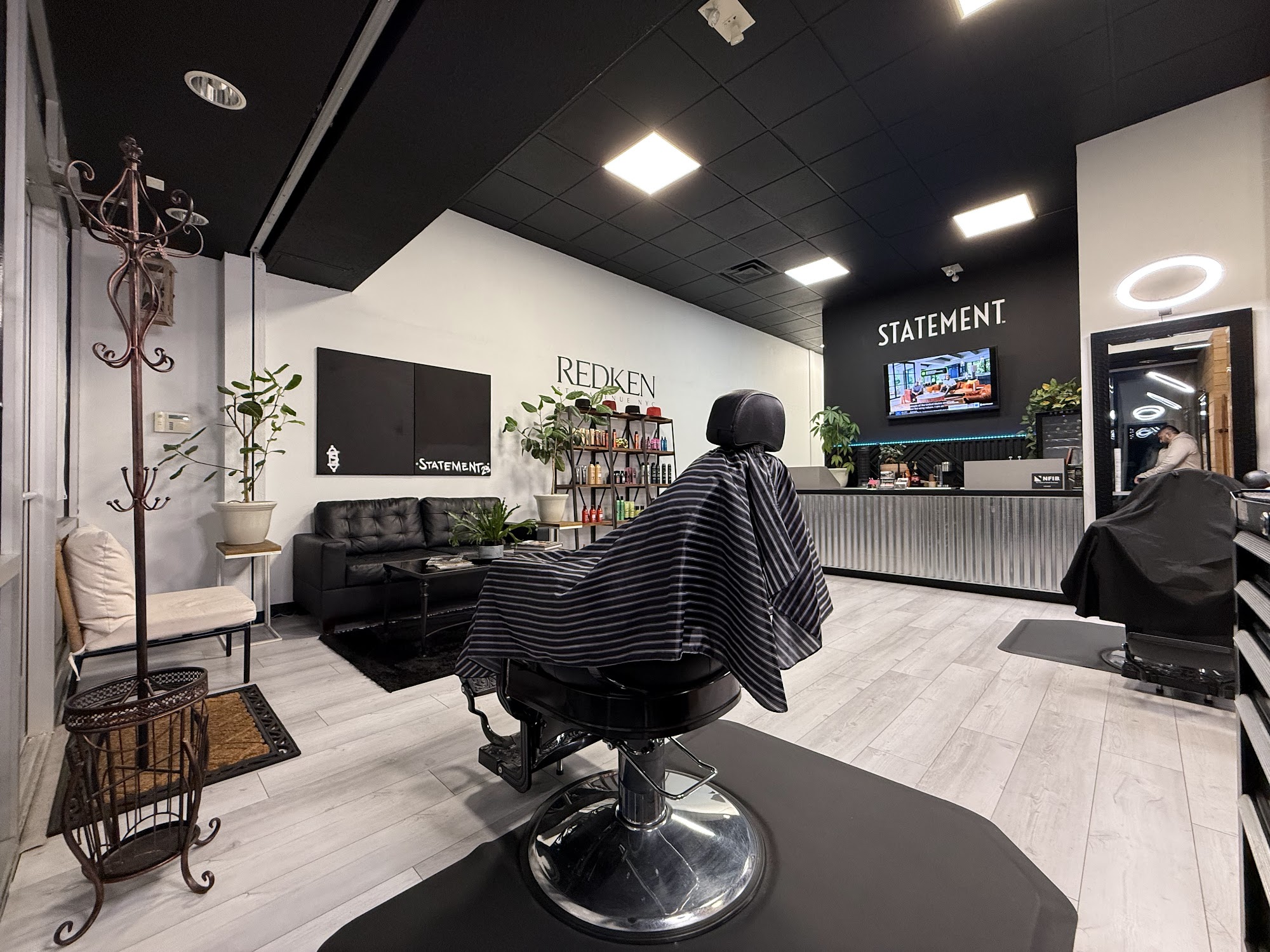 Statement Barbershop & Salon 6607 W Canal Dr Suite E, Kennewick Washington 99336