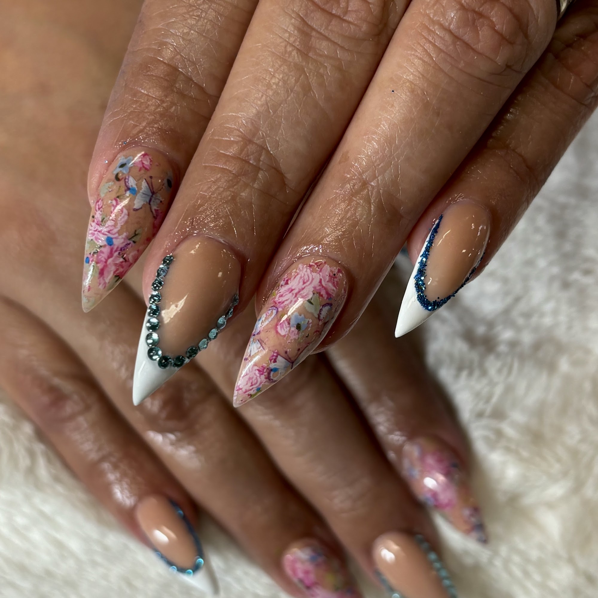 Nissi Nail Supplies Kennewick