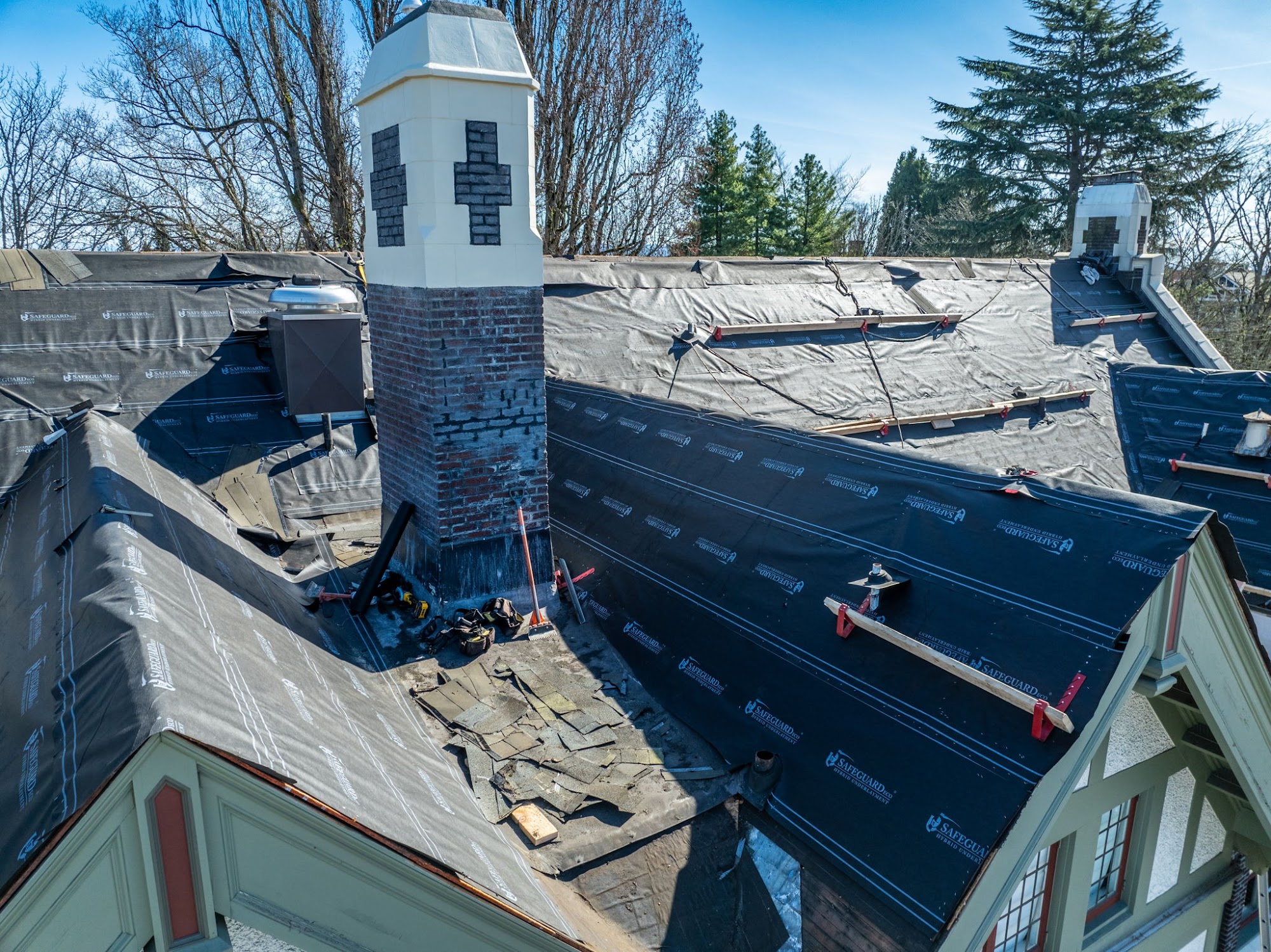 Signature Roof Service LLC