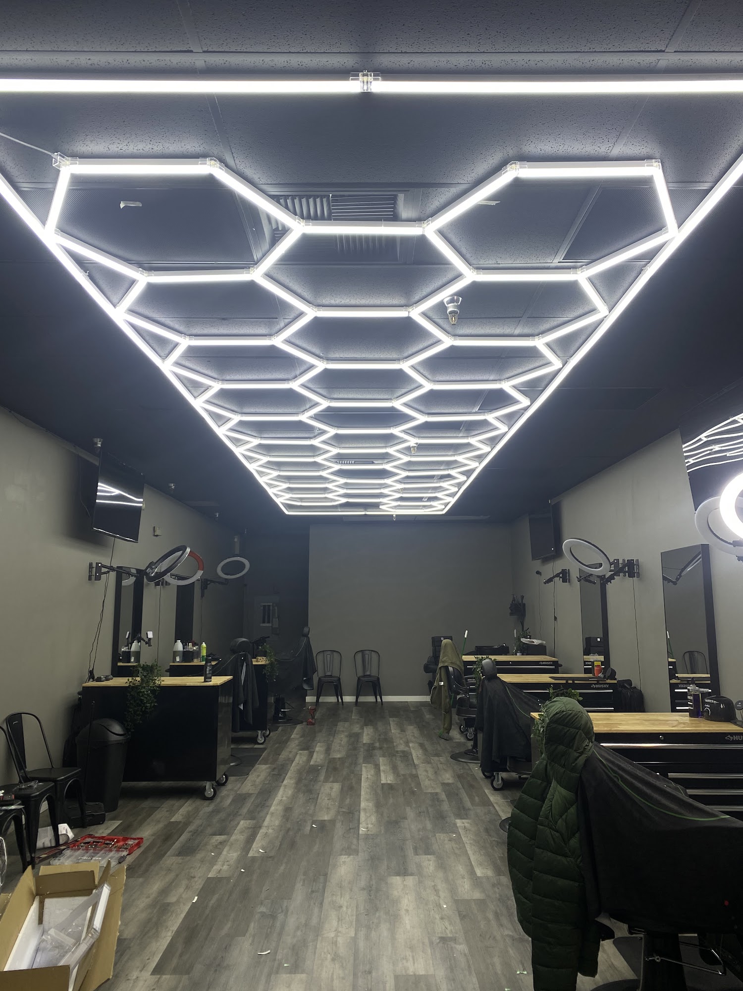 EA Cuts 228 Washington Ave S, Kent Washington 98032