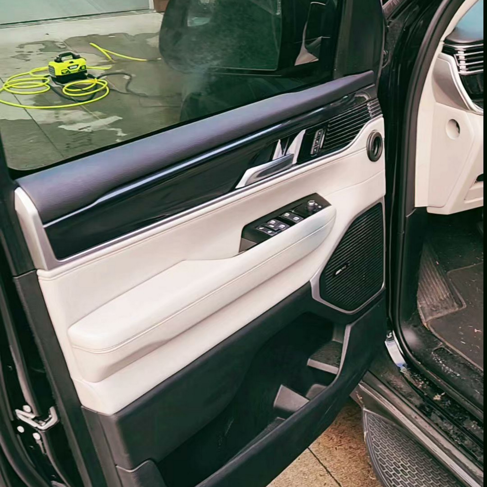 Gladiator Glossworks Steamer Dr SE, Lacey Washington 98513