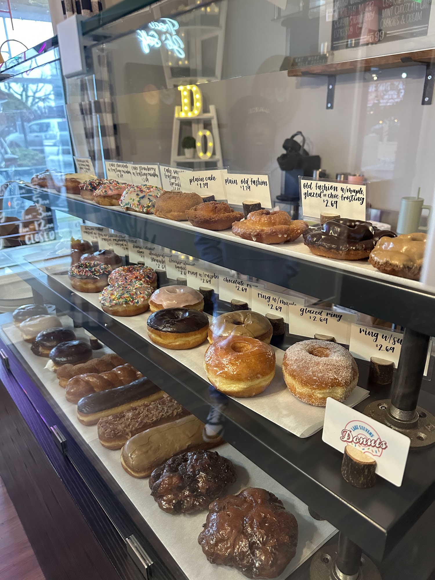 Lake Stevens Donuts Menu