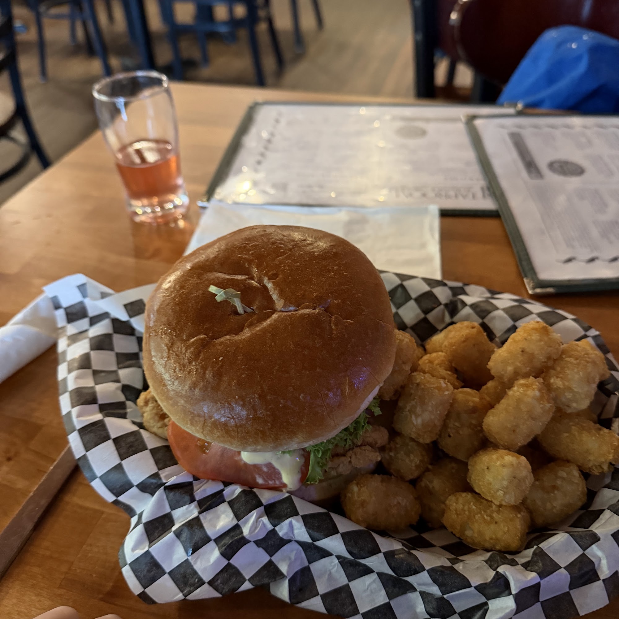 Taproom@Bayview Corner Langley