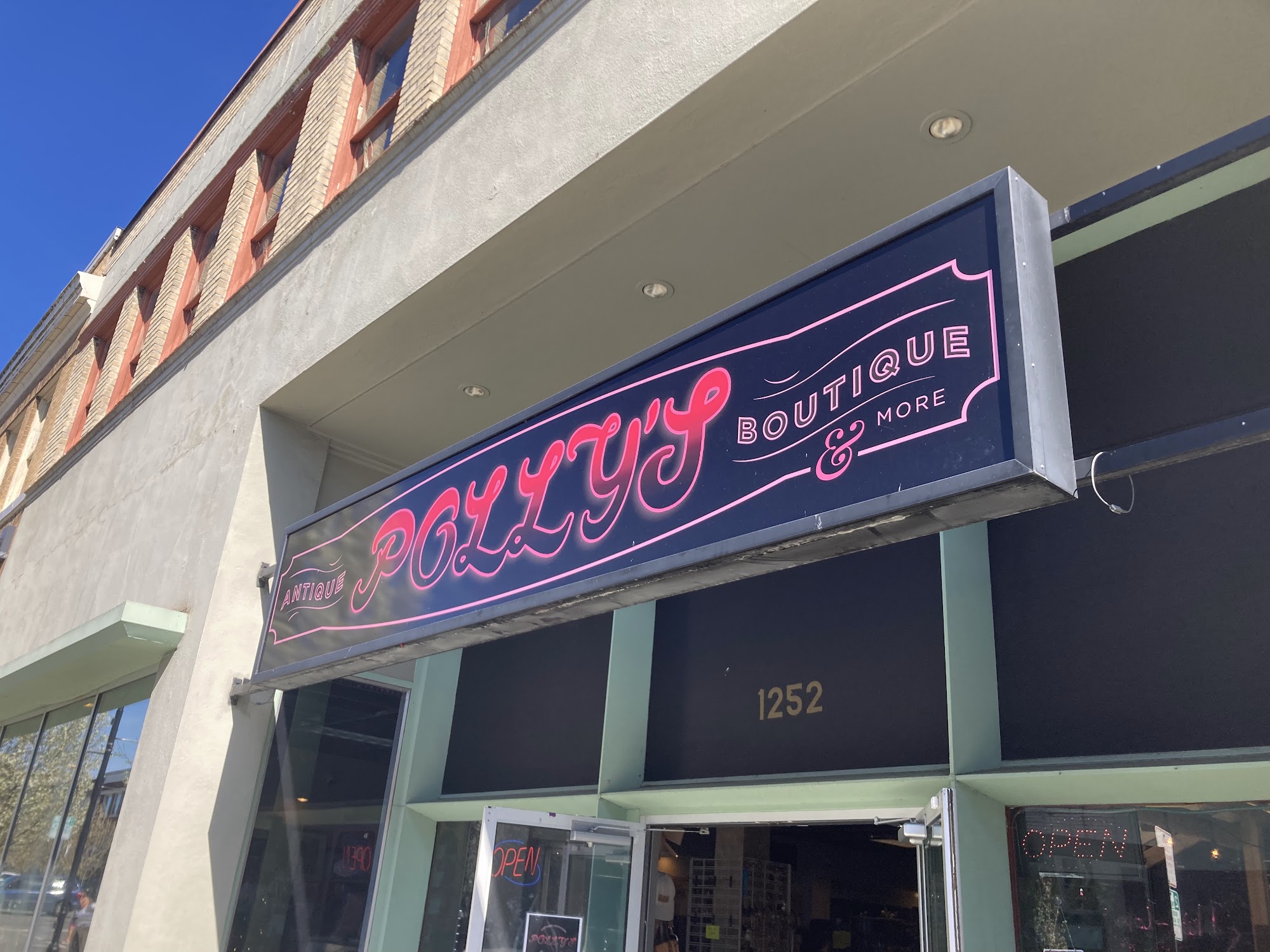 Polly's Antique, Boutique, and More Longview