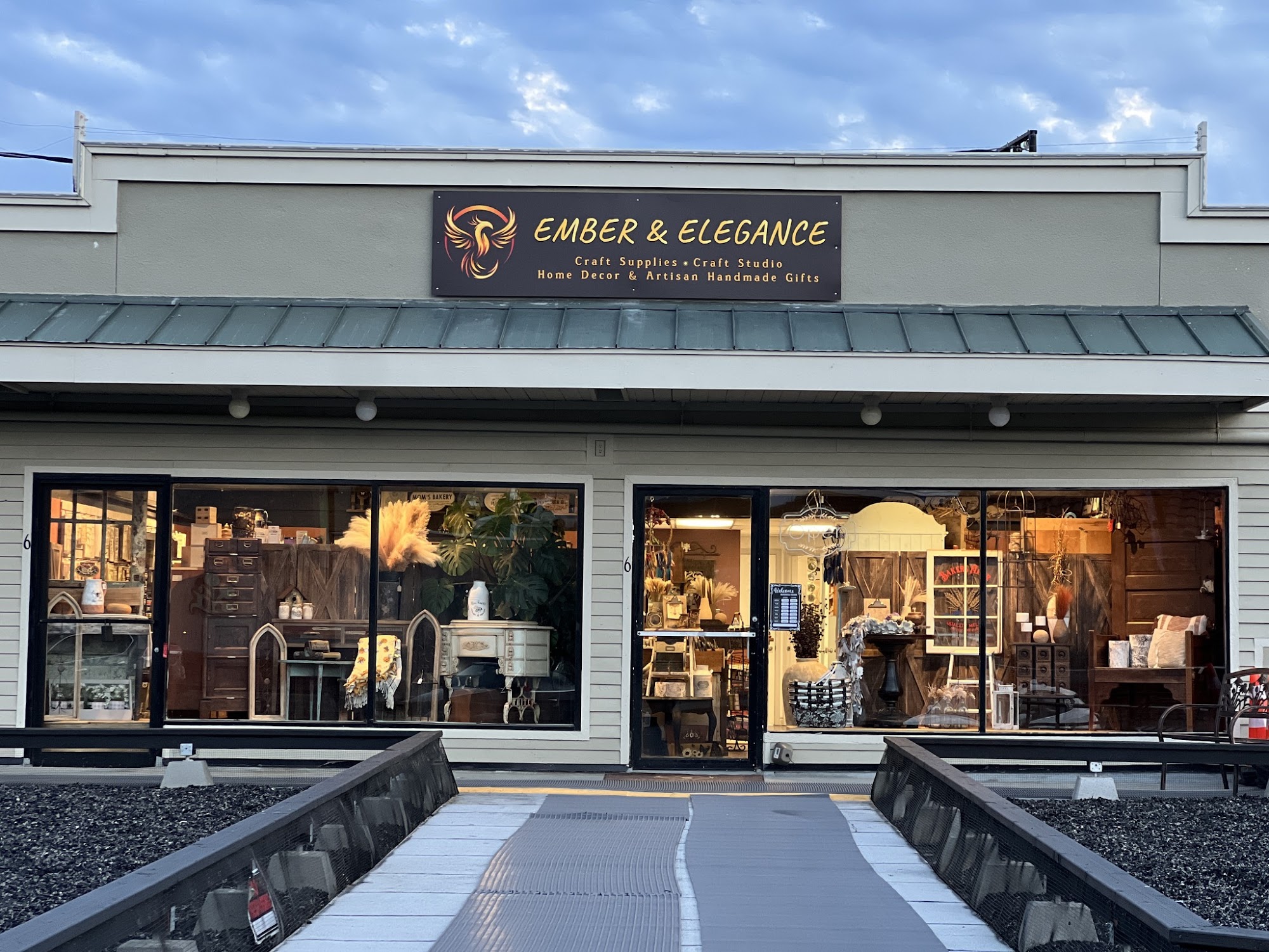 Ember & Elegance Oak Harbor