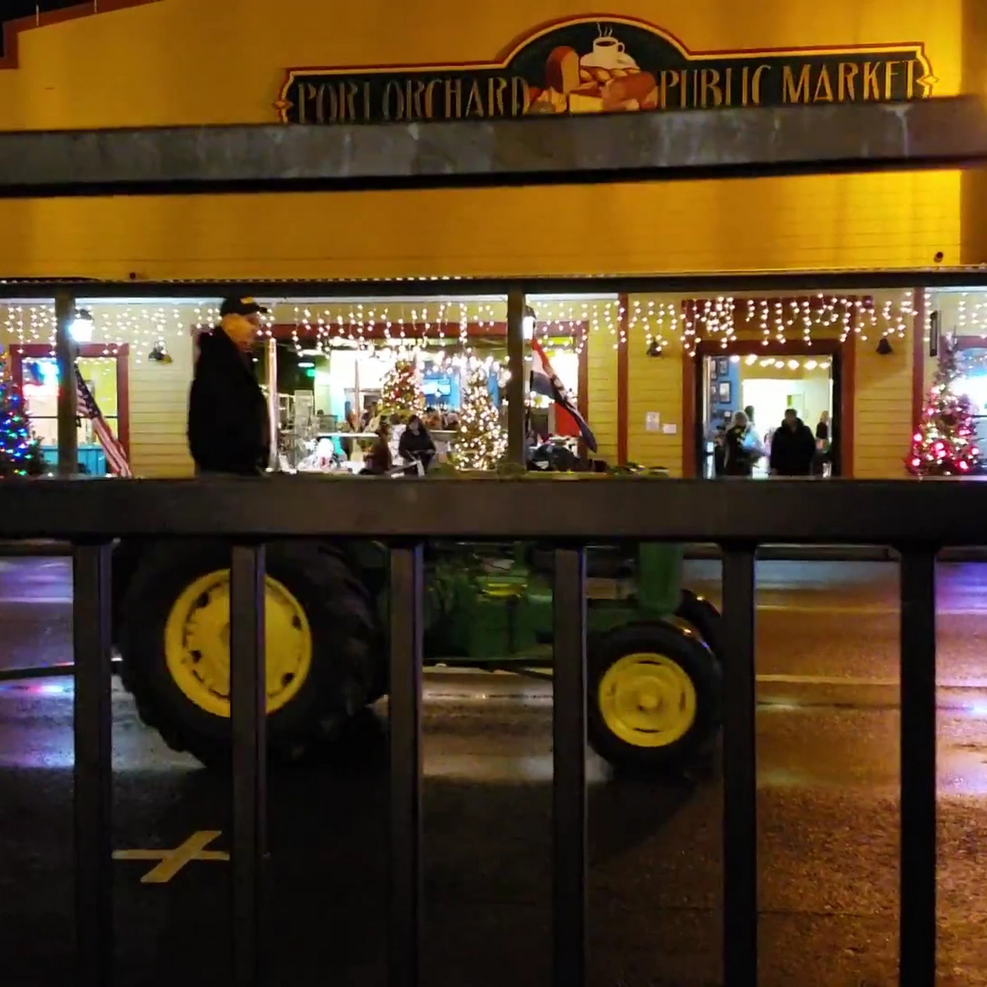 Brickhouse 714 Bar and Grill Port Orchard