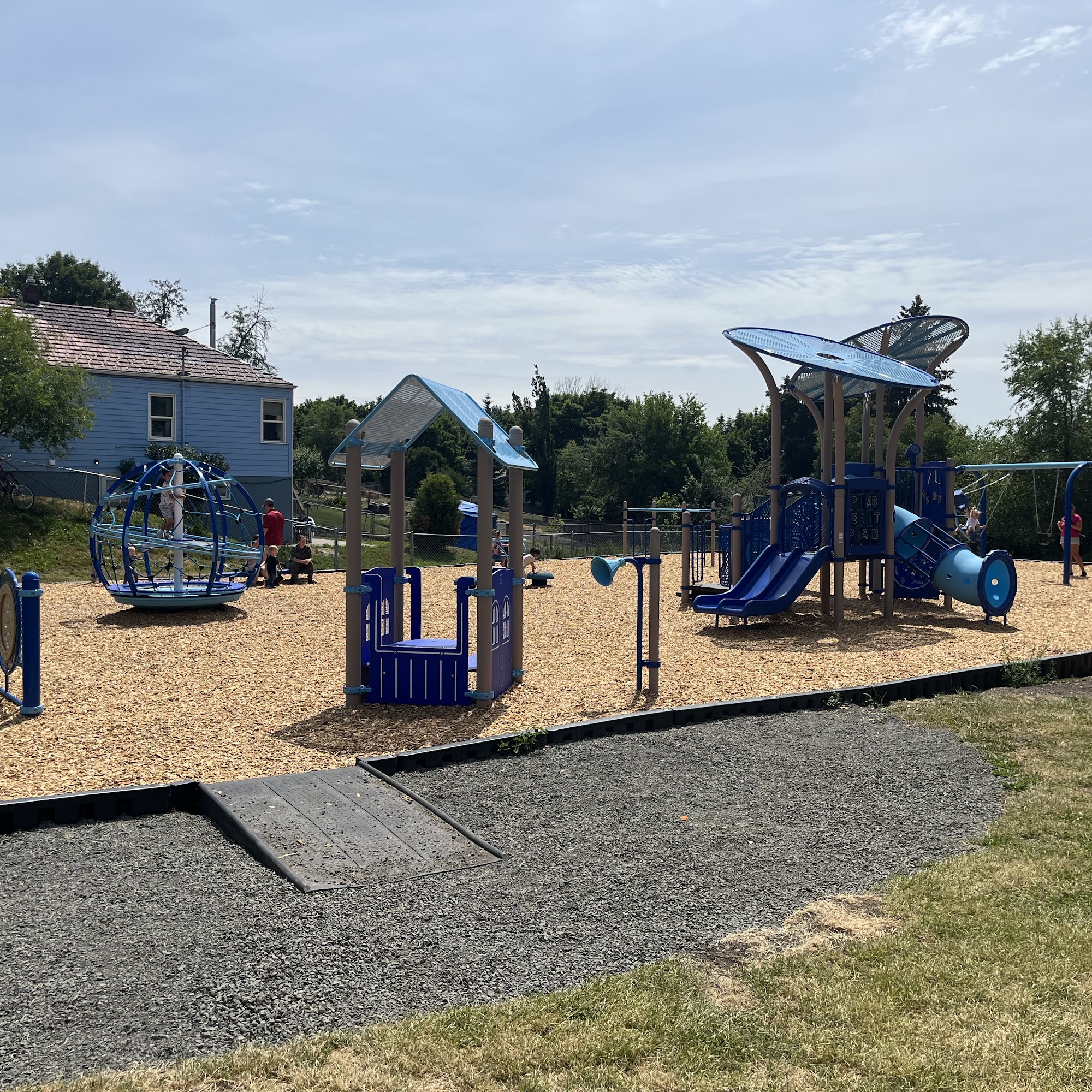 Harrison Tot Lot Pullman