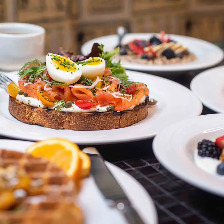 Photo credit: opentable