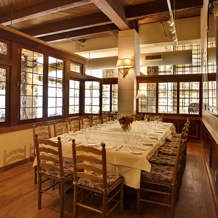 Photo credit: opentable