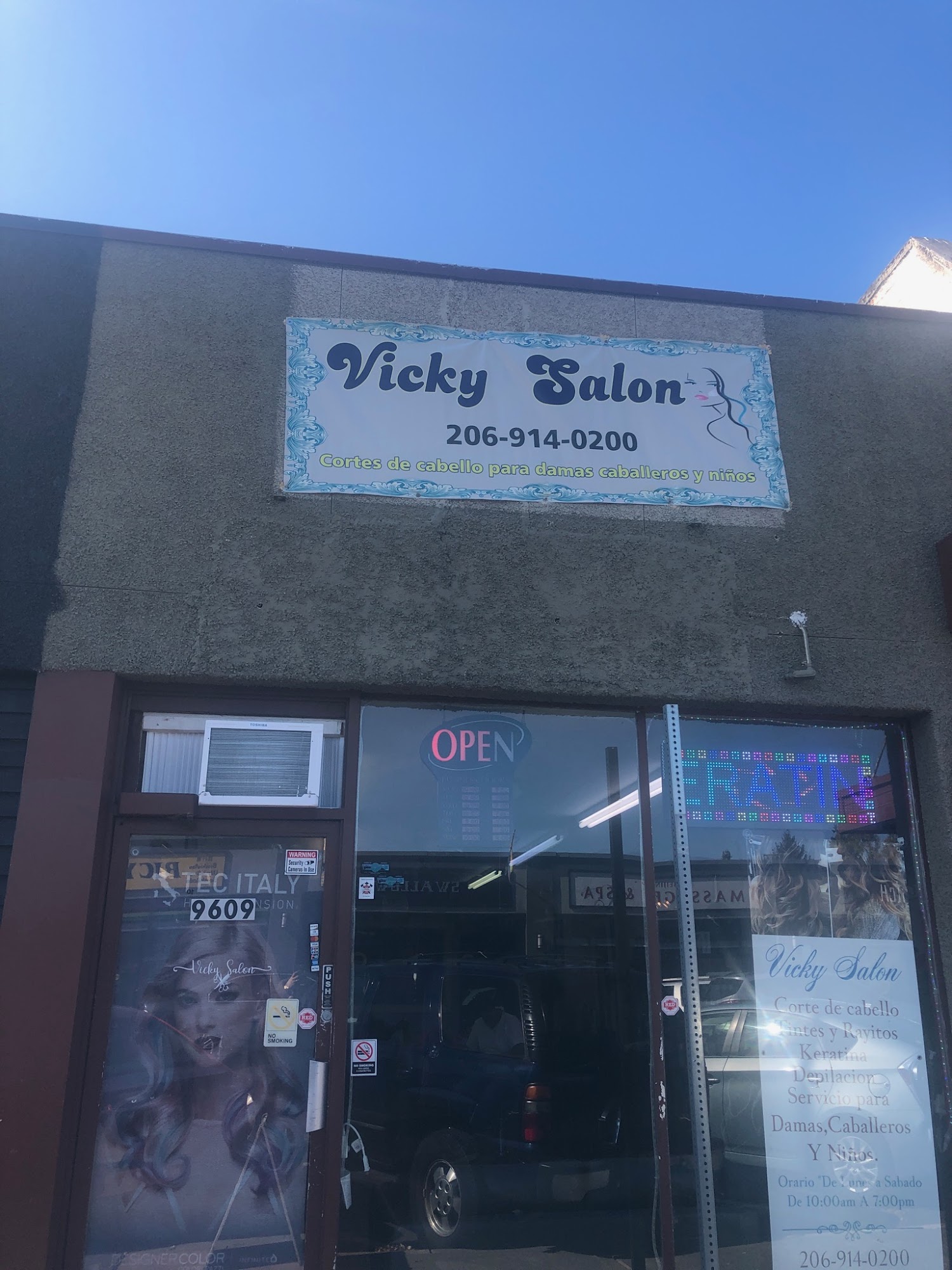 Vicky Salon