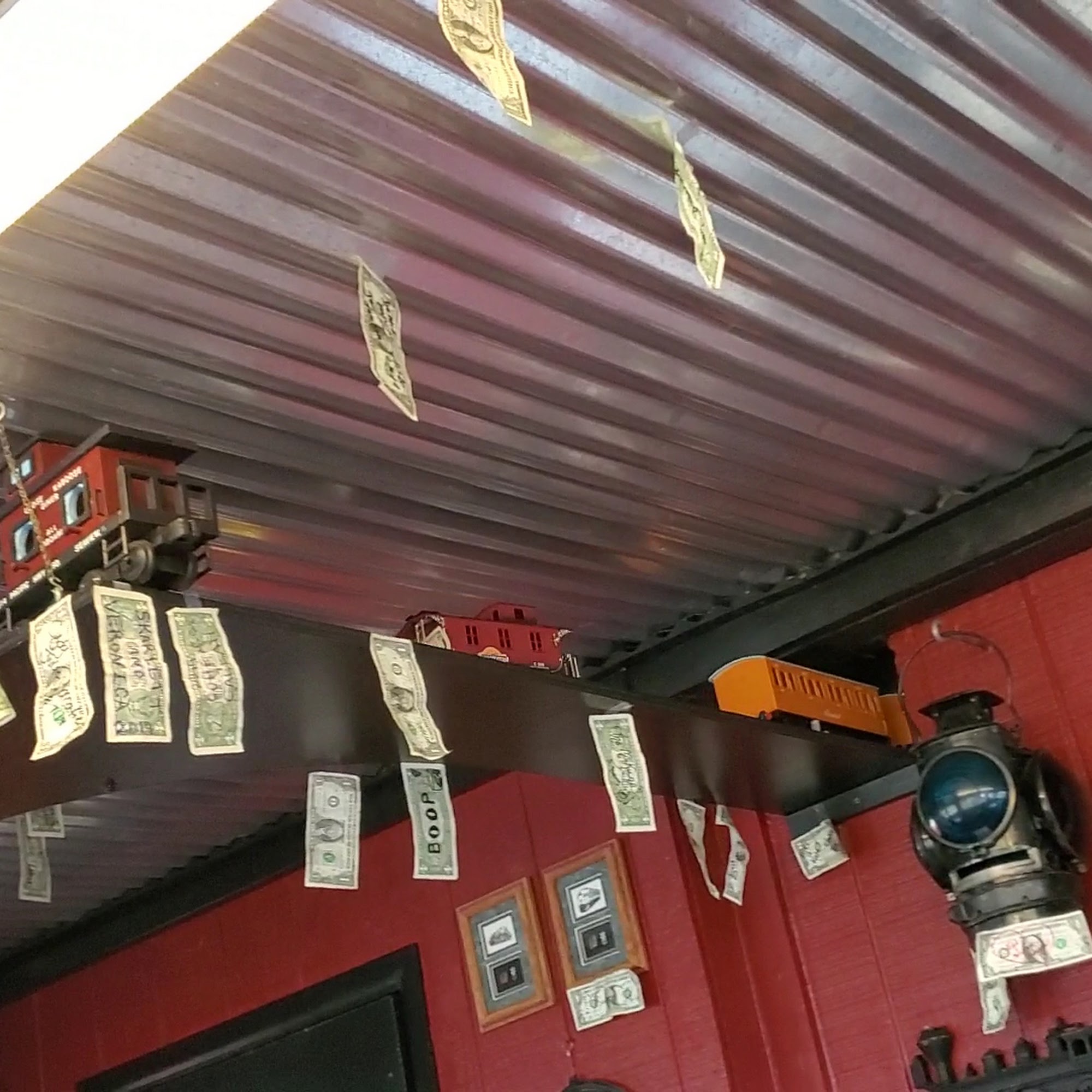 Loose Kaboose Diner Seaview