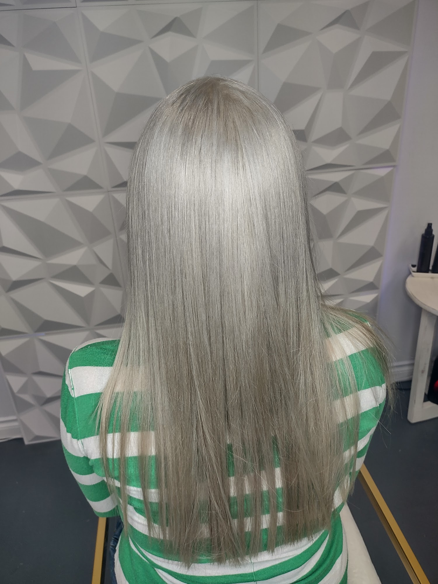 Beauty In Stromotion 9481 Bay Shore Dr NW # 101, Silverdale Washington 98383