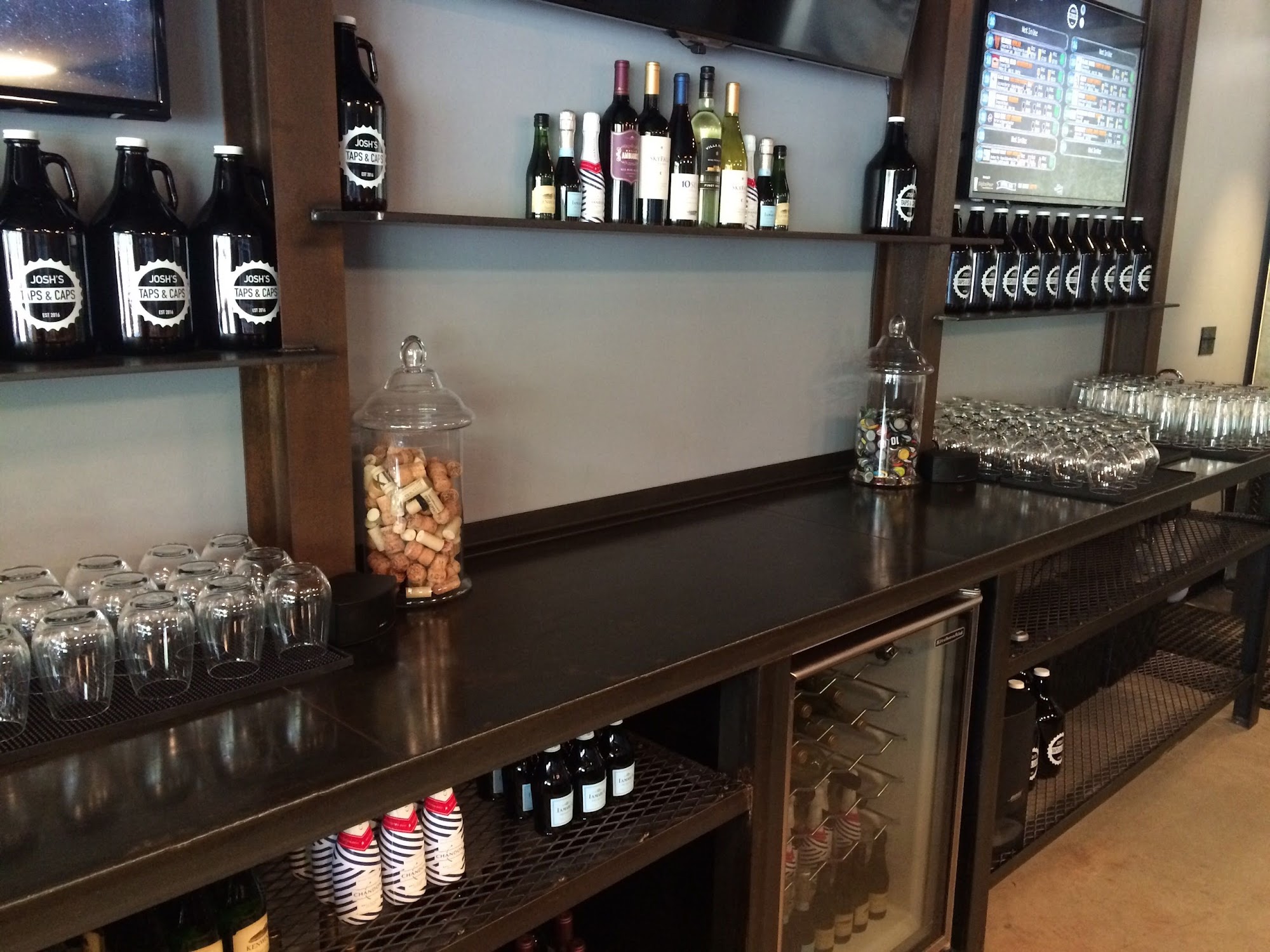 Josh's Taps and Caps Snohomish