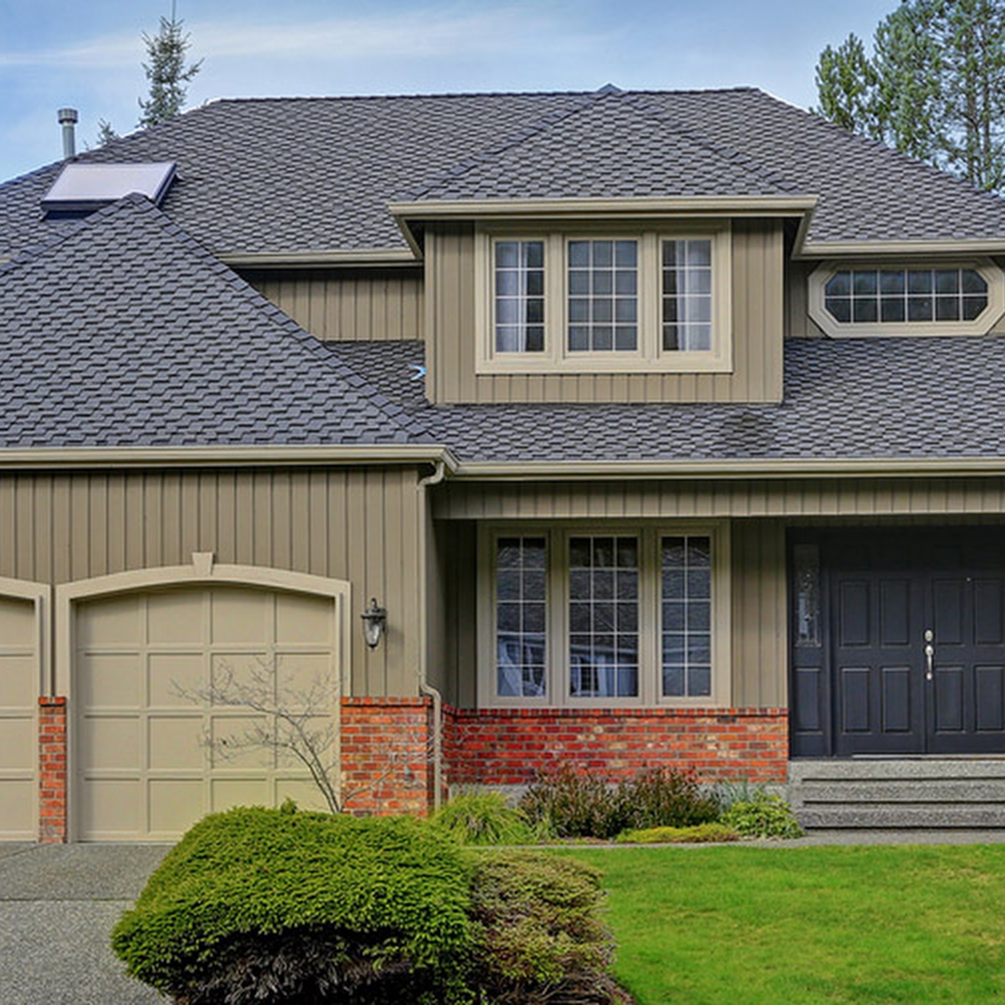 Connelly Roofing & Gutters