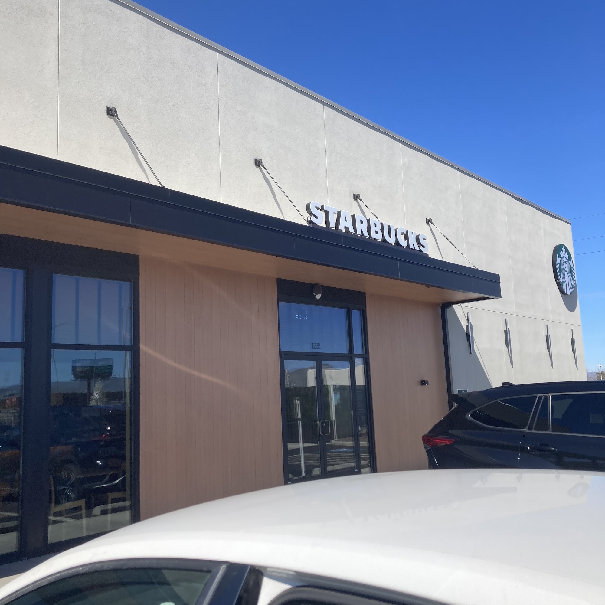 Starbucks Coffee Company 1251 Market St, Union Gap