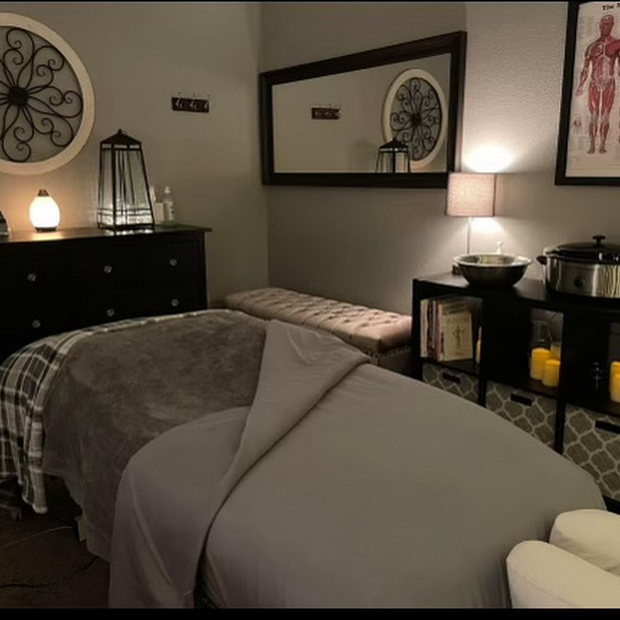 Unfurl Therapeutic Massage by Janelle Reed 5501 NE 109th Ct L, Vancouver Washington 98662