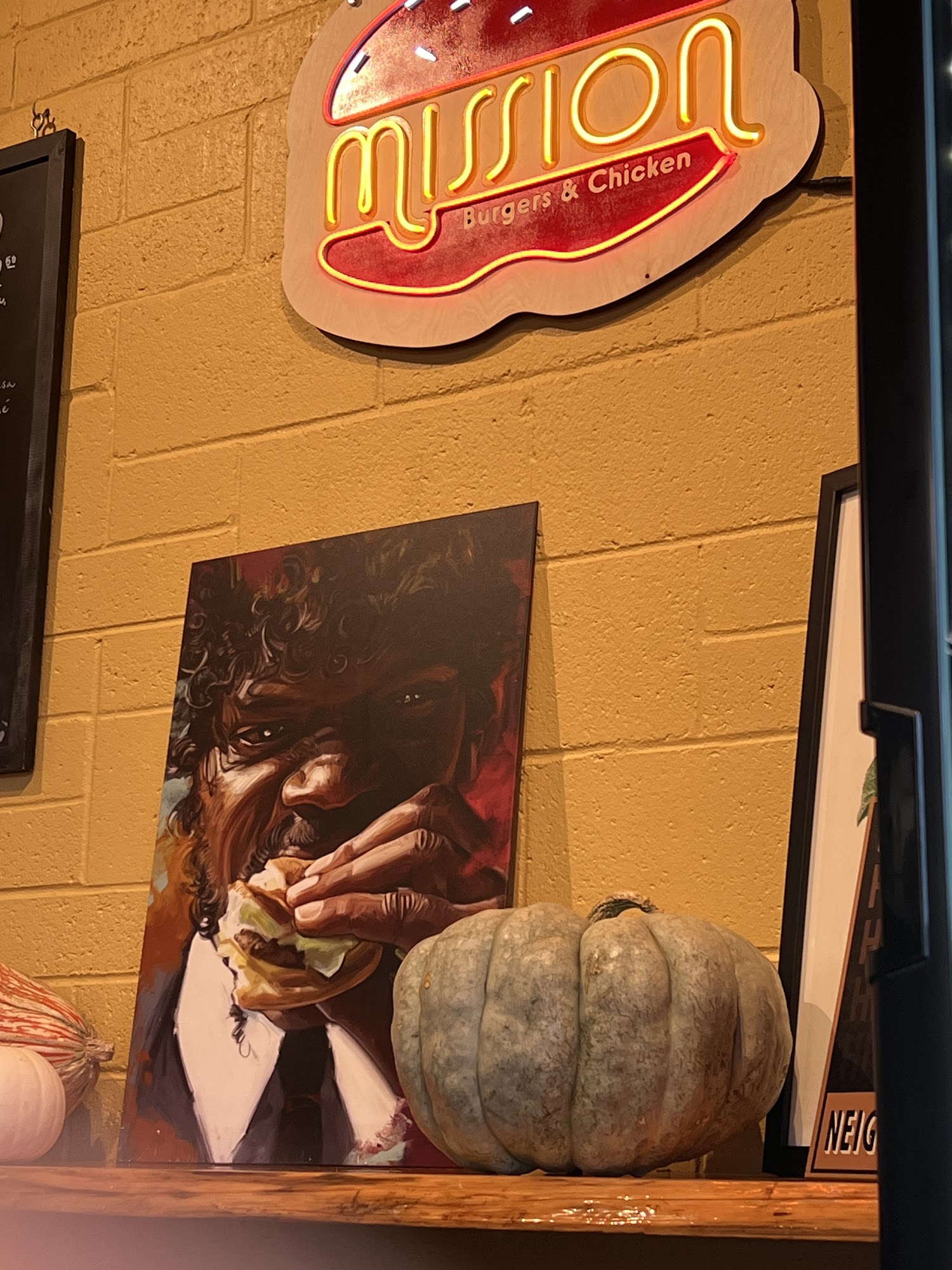 Mission Burgers & Chicken Wenatchee