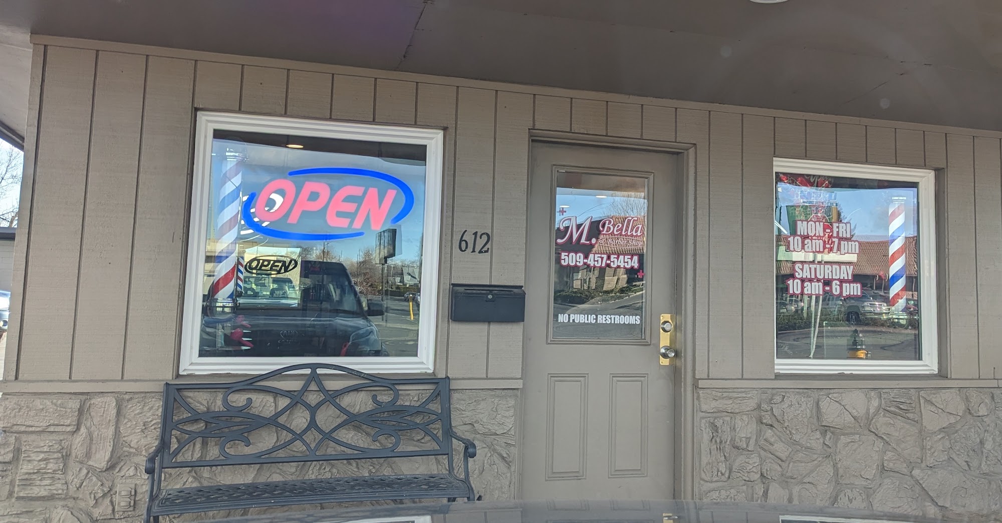 M Bella Barber Shop 612 W Nob Hill Blvd, Yakima Washington 98902