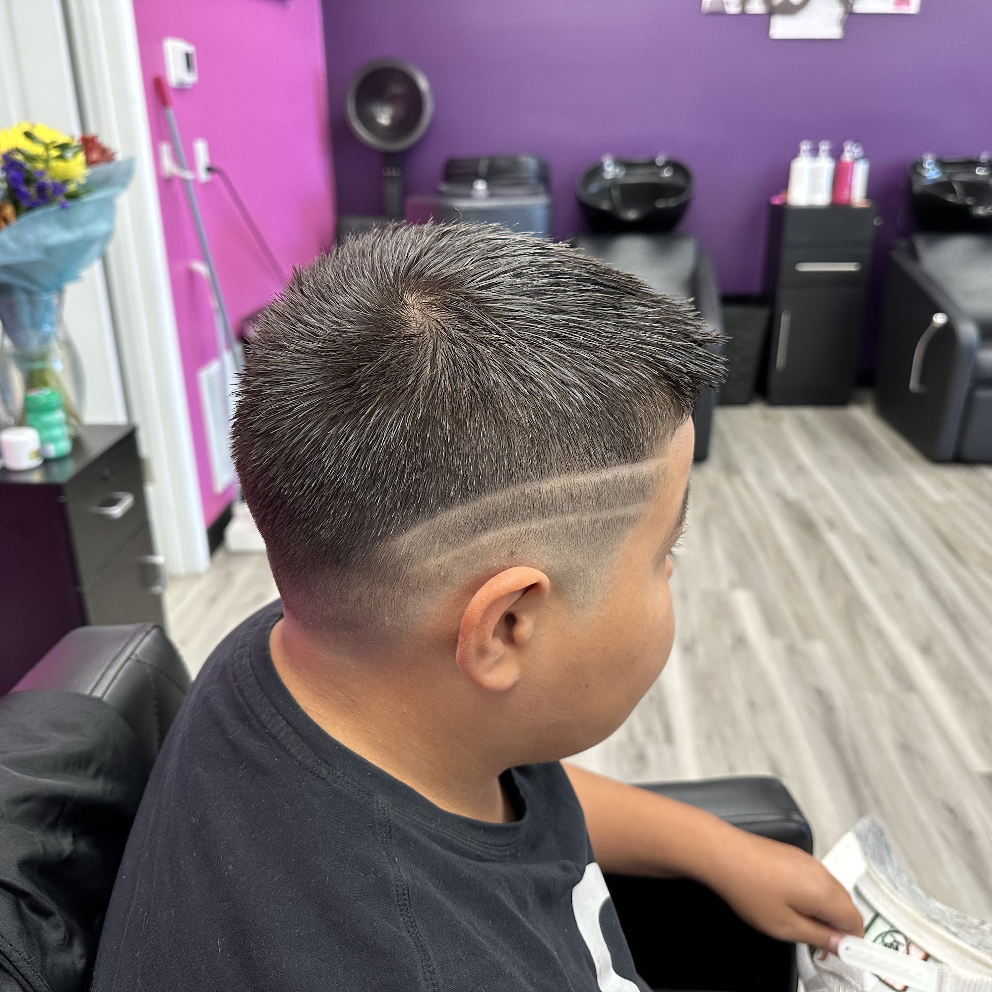 Blankyta's beauty salon 1420 S 3rd Ave, Yakima Washington 98902