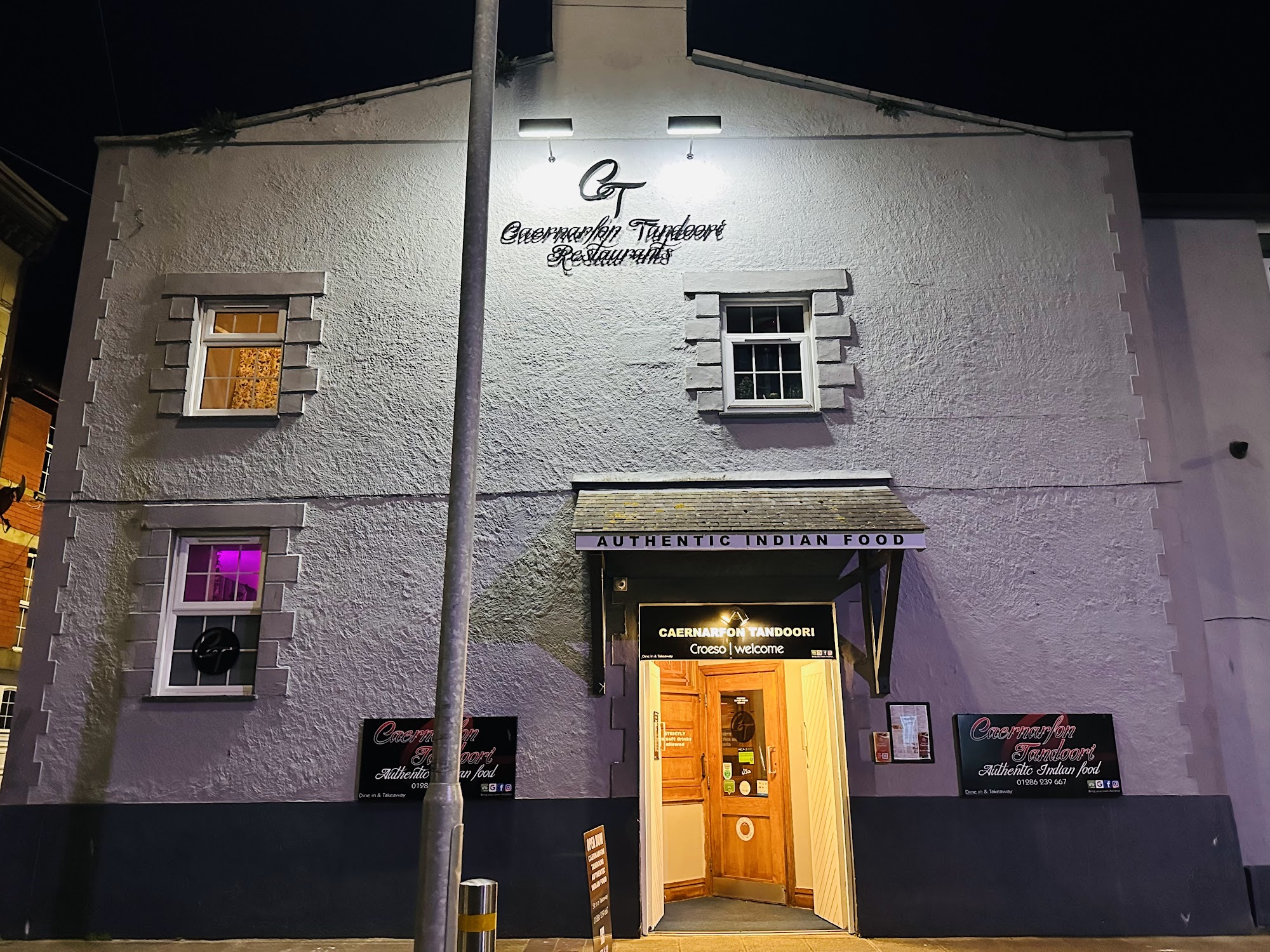 Caernarfon Tandoori Restaurants S Penrallt, Caernarfon