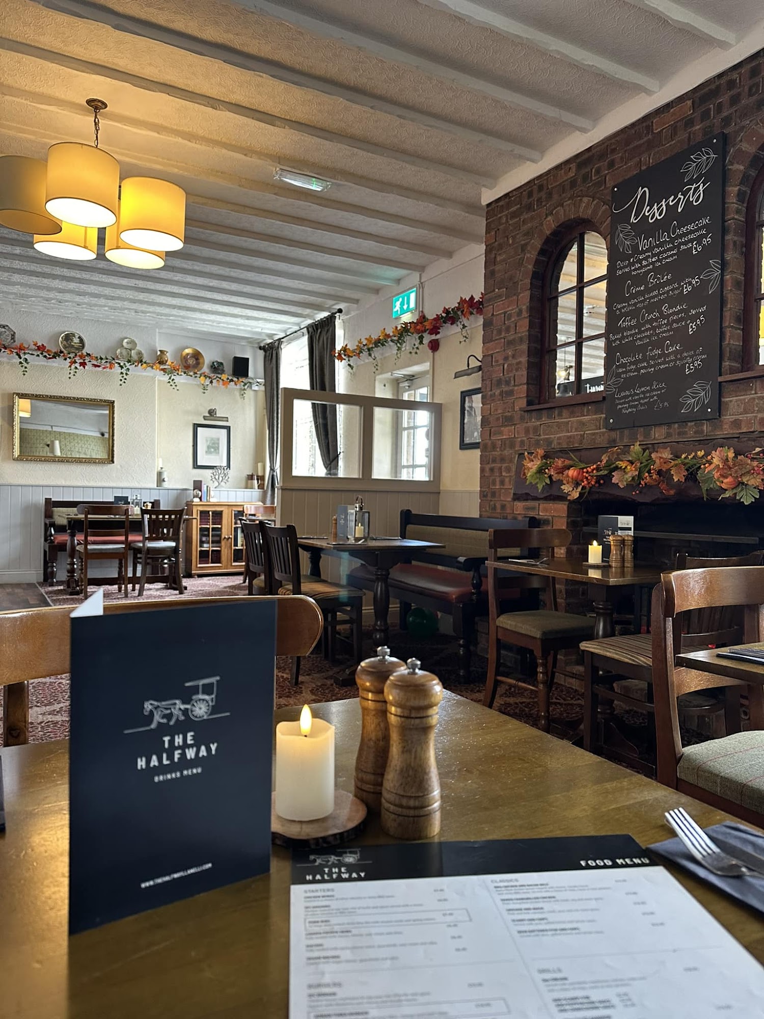 The Halfway Pub & Dining 33 Glyncoed Terrace, Halfway, Llanelli