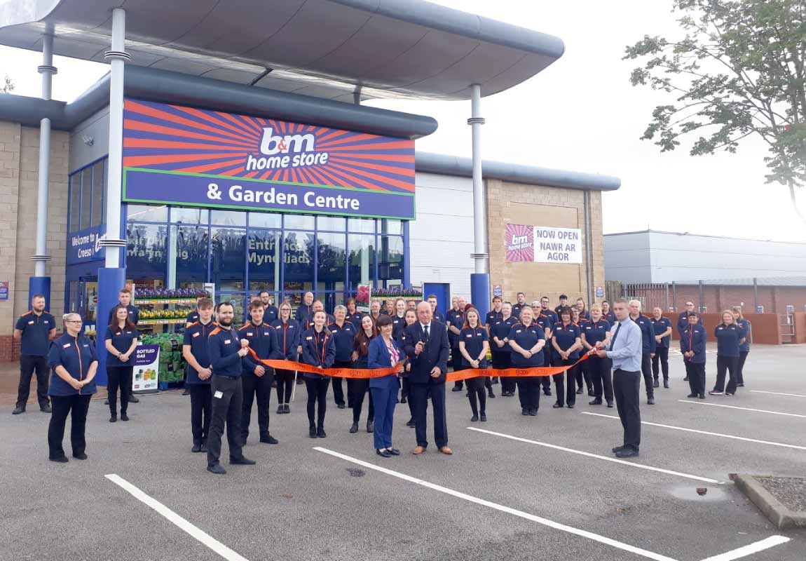 B&M Home Store with Garden Centre Mold