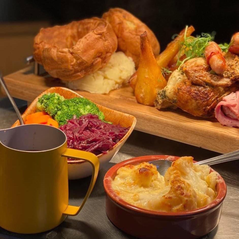 Golden Fleece Inn