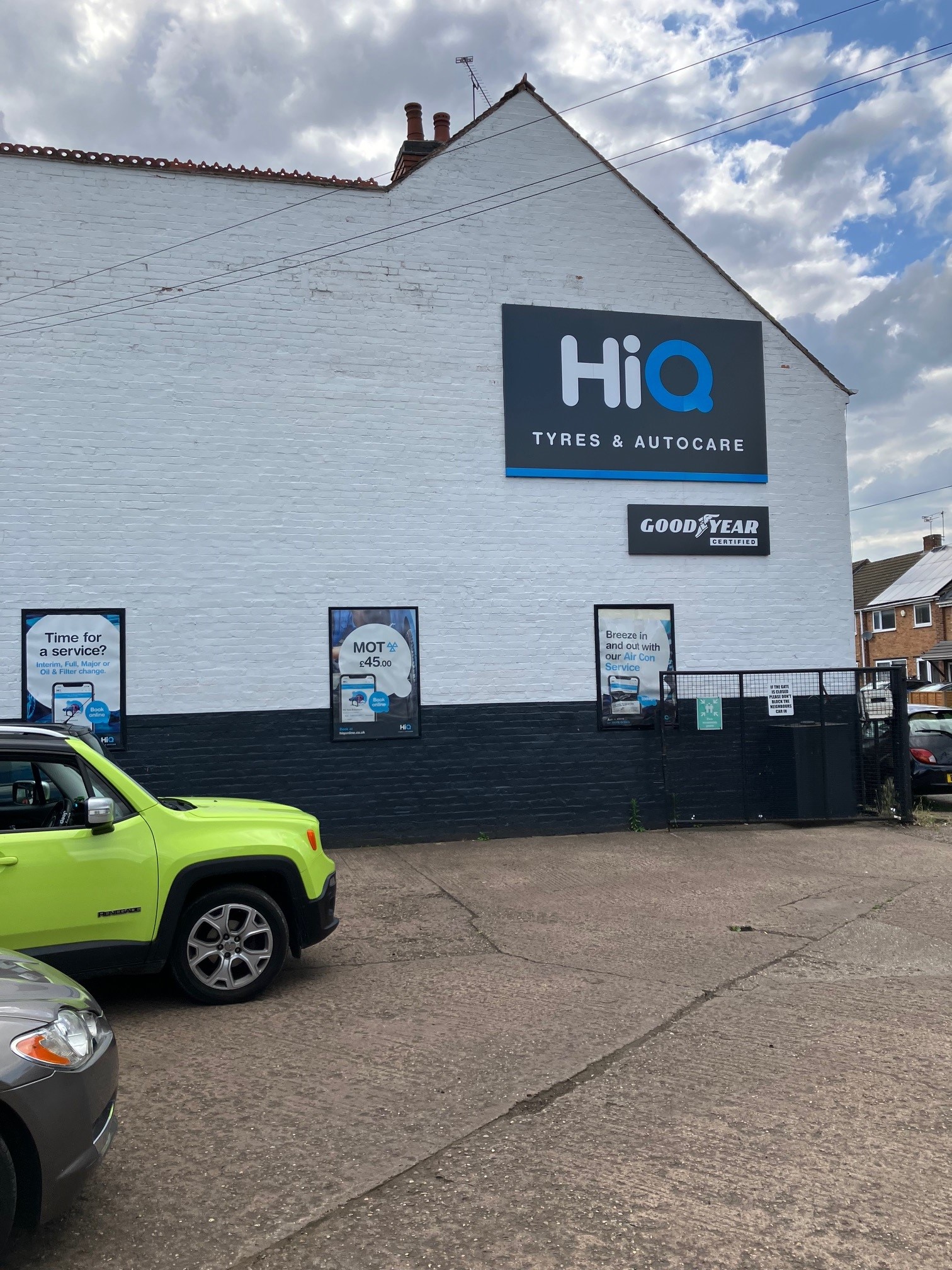 HiQ Tyres & Autocare Nuneaton