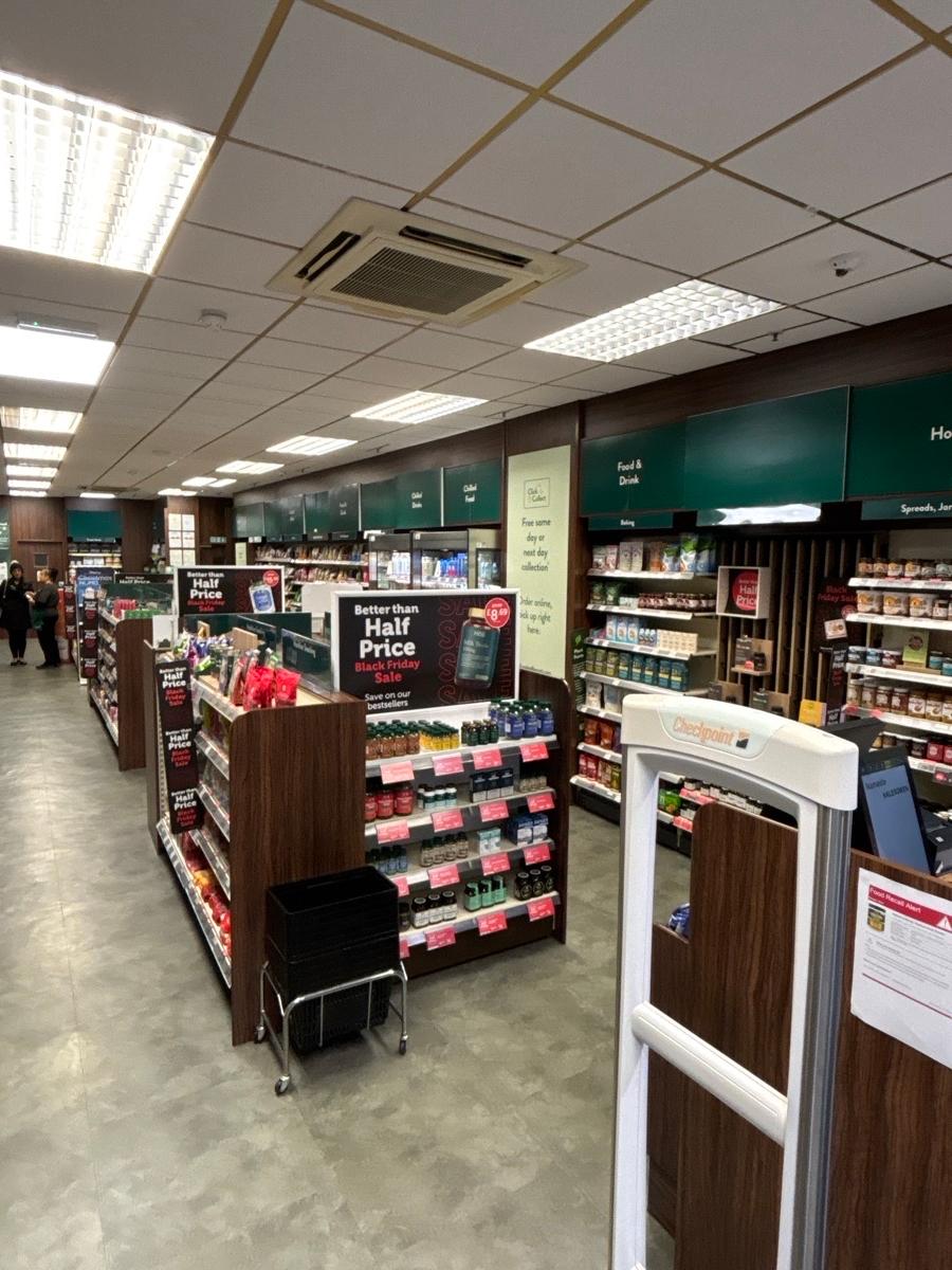 Holland & Barrett - Halesowen