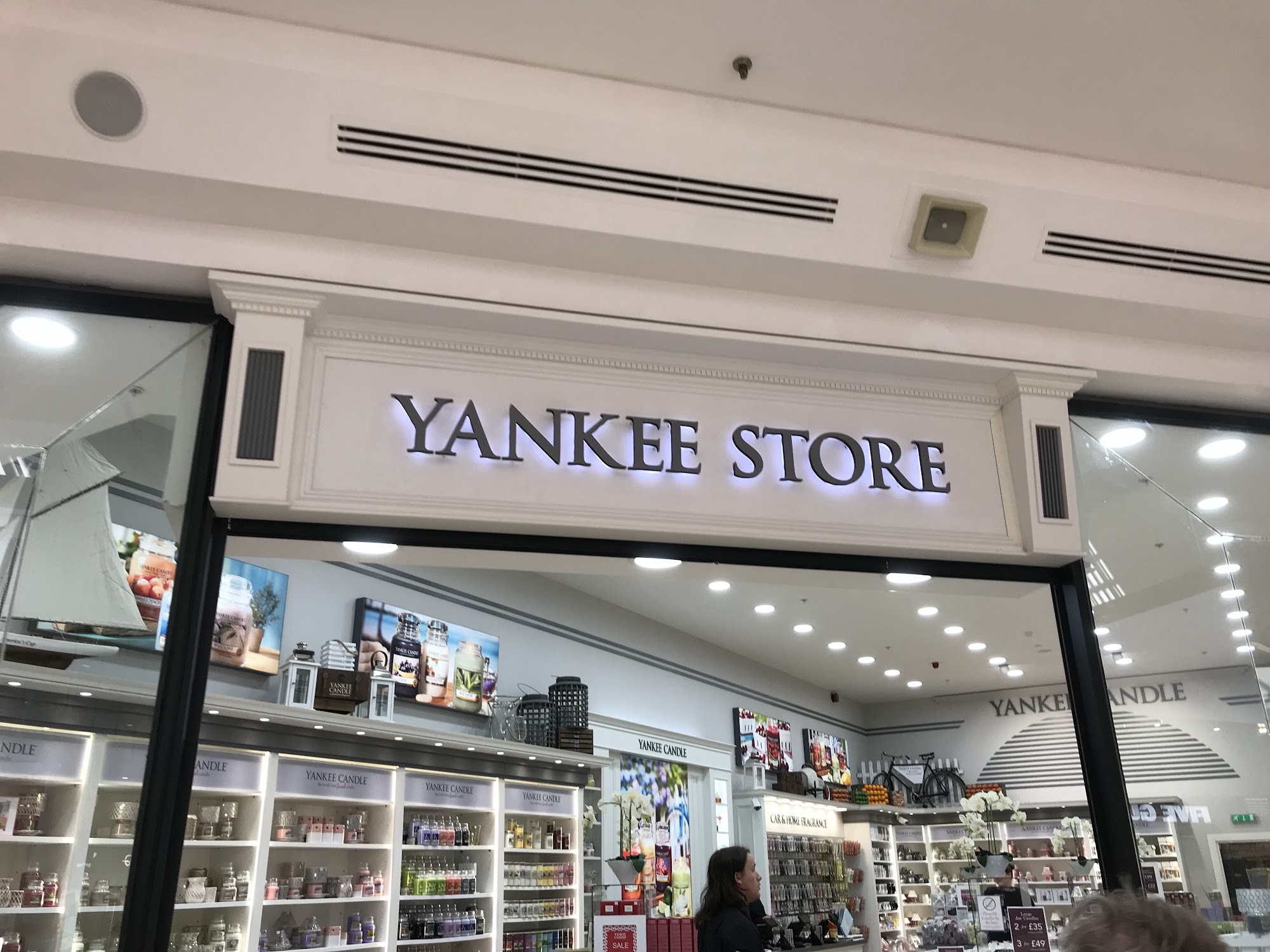 Yankee store 36 Merry Hill, Brierley Hill