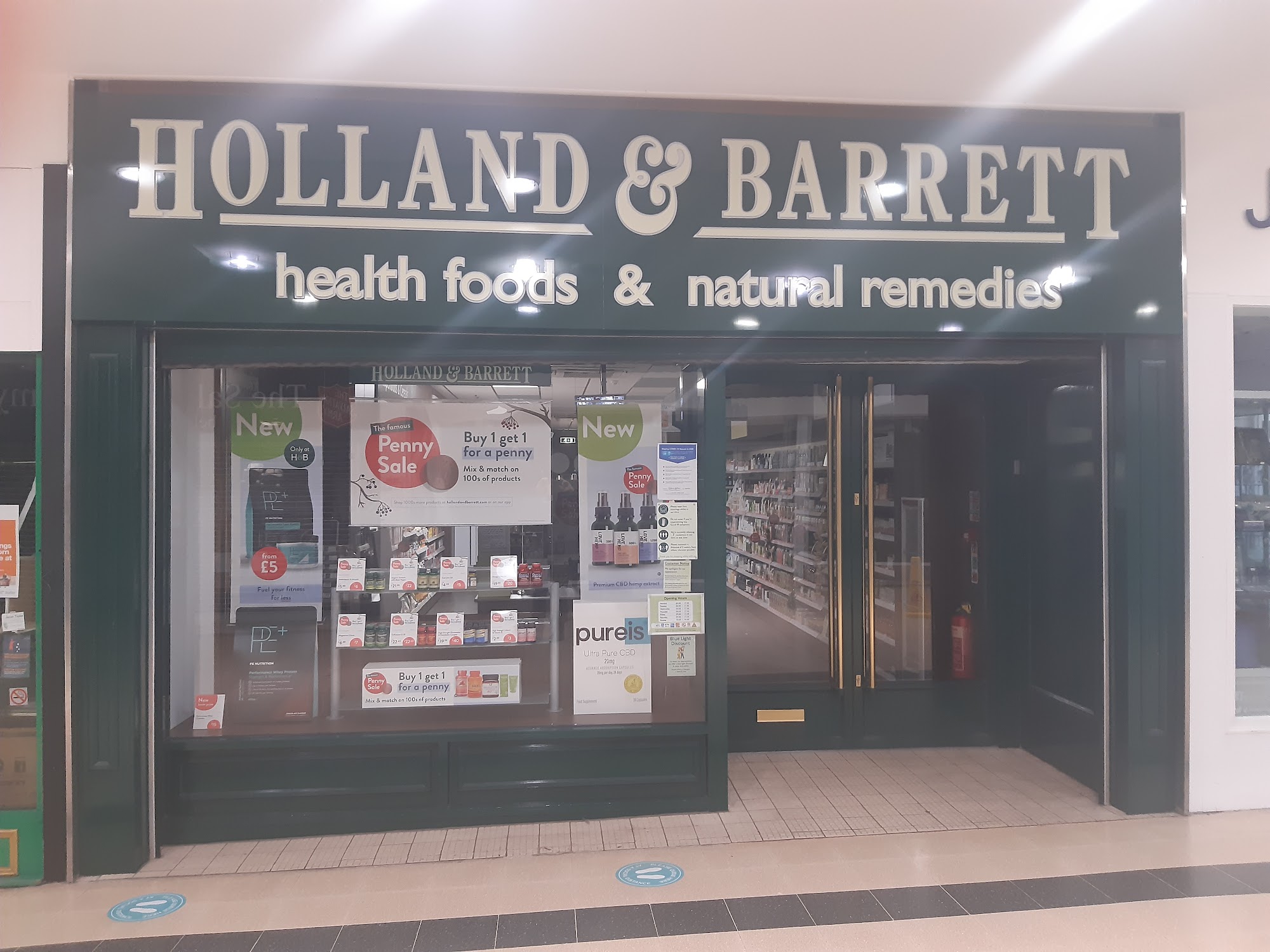 Holland & Barrett - Stourbridge