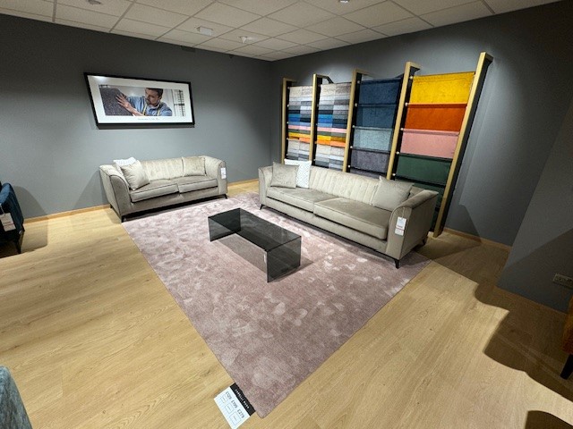 ScS - Sofas, Flooring & Furniture