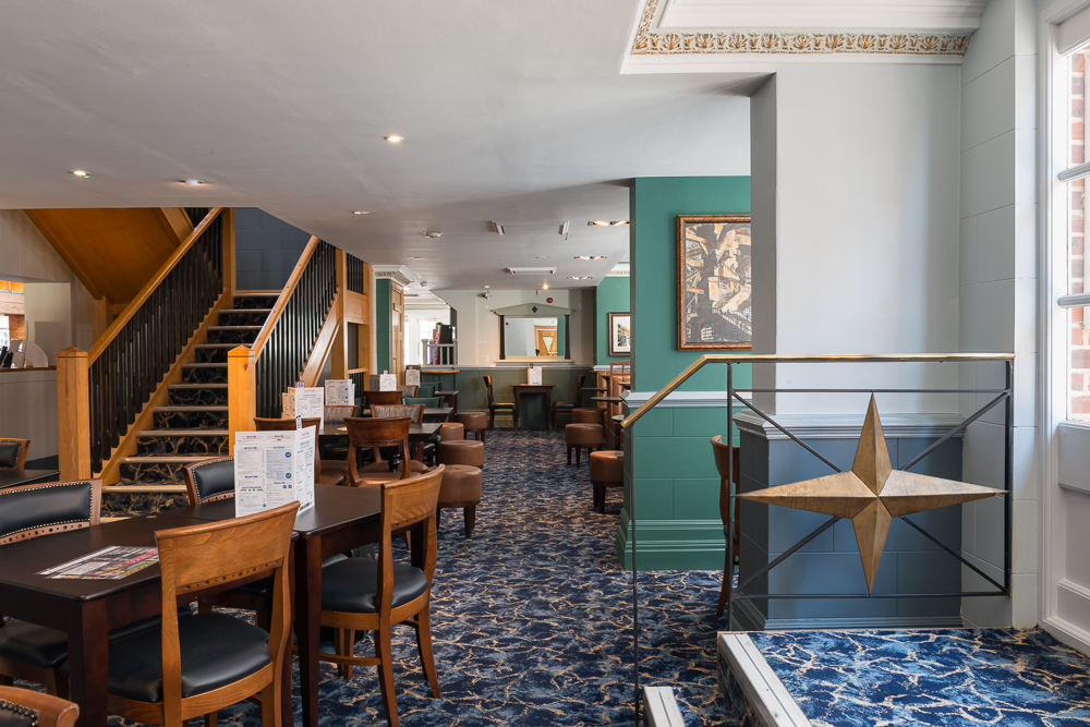 The Dolphin & Anchor - JD Wetherspoon 9 West St, Chichester